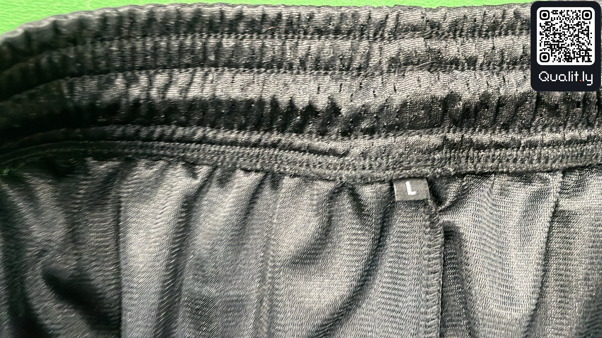 Shorts QC photo 1 of 24