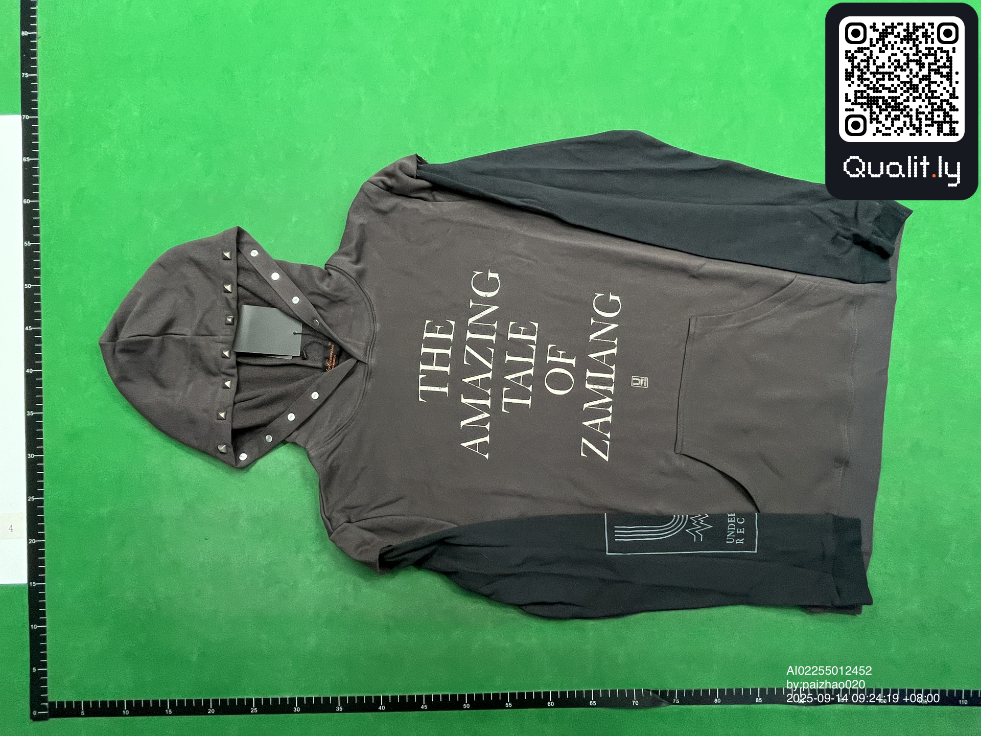 连帽卫衣 QC 照片 3 / 12