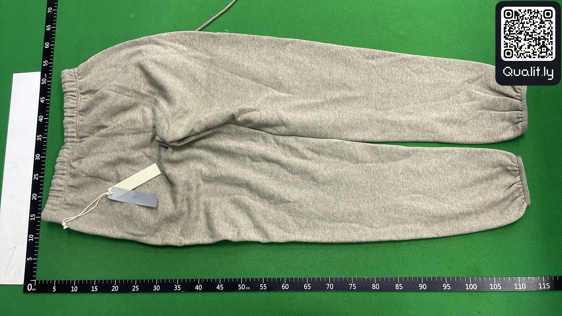 Pants QC photo 3 of 15