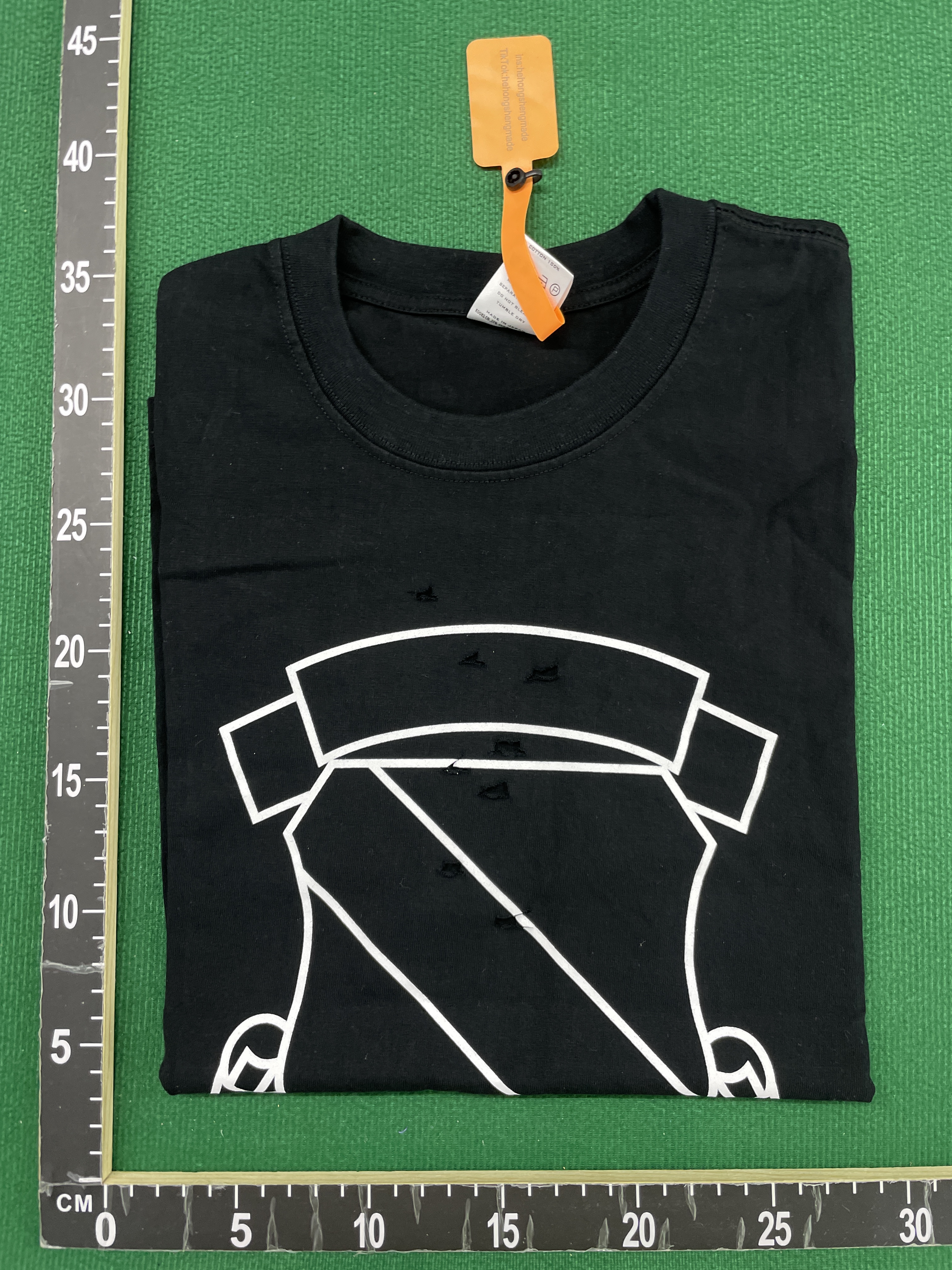 T-shirt QC photo 1 of 32
