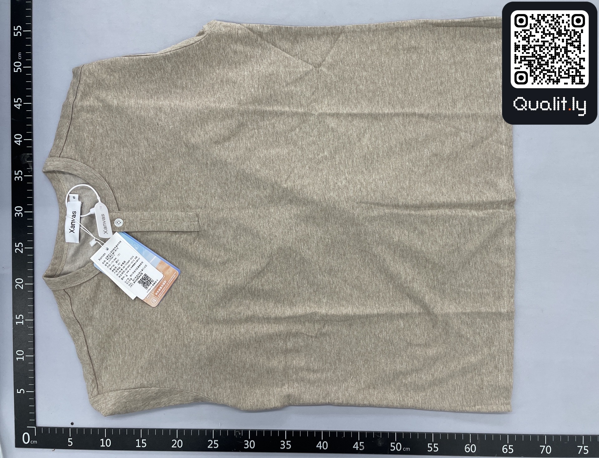 Camiseta — foto QC 2 de 59