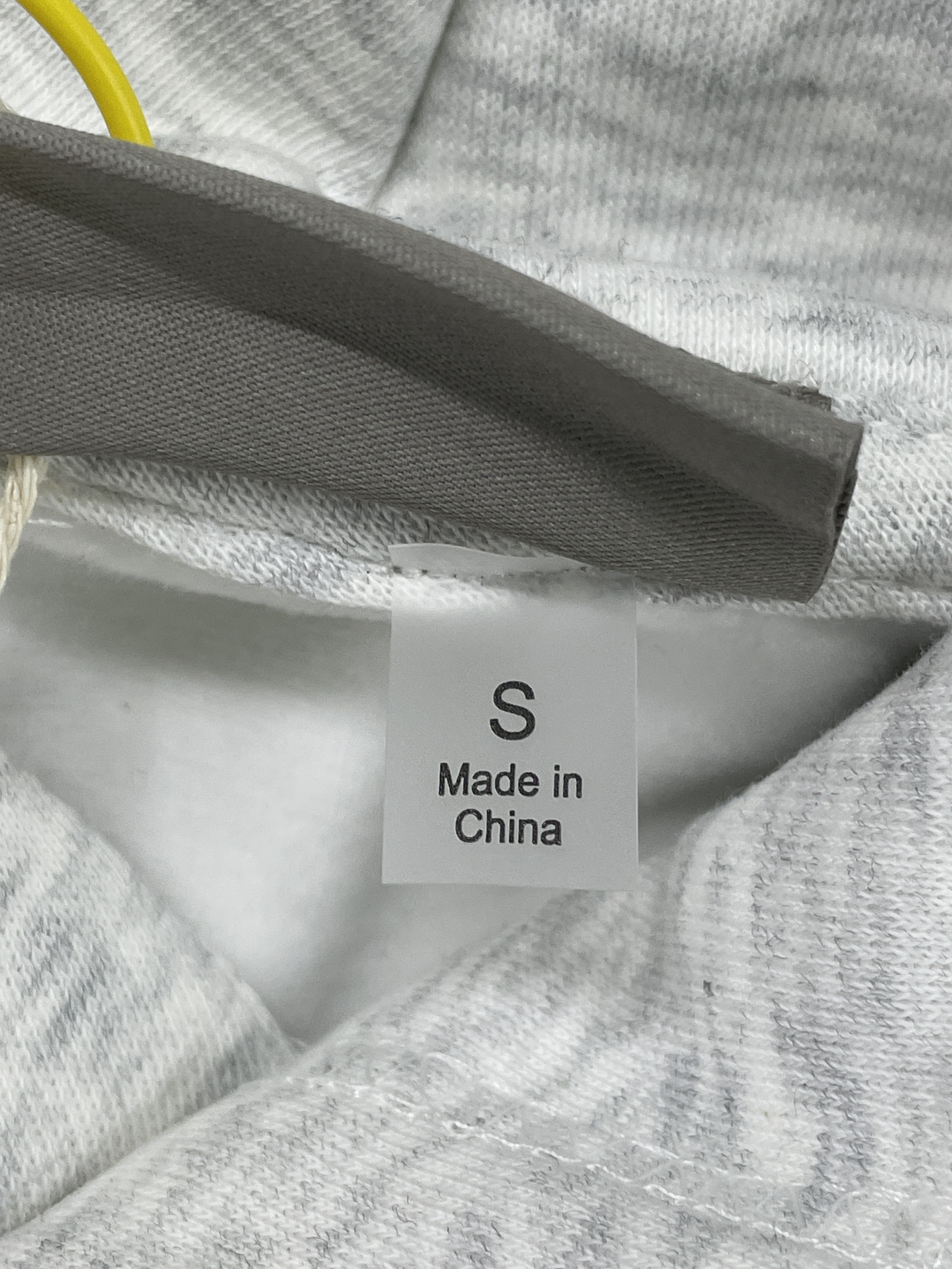 Hoodie — QC-Foto 3 von 98