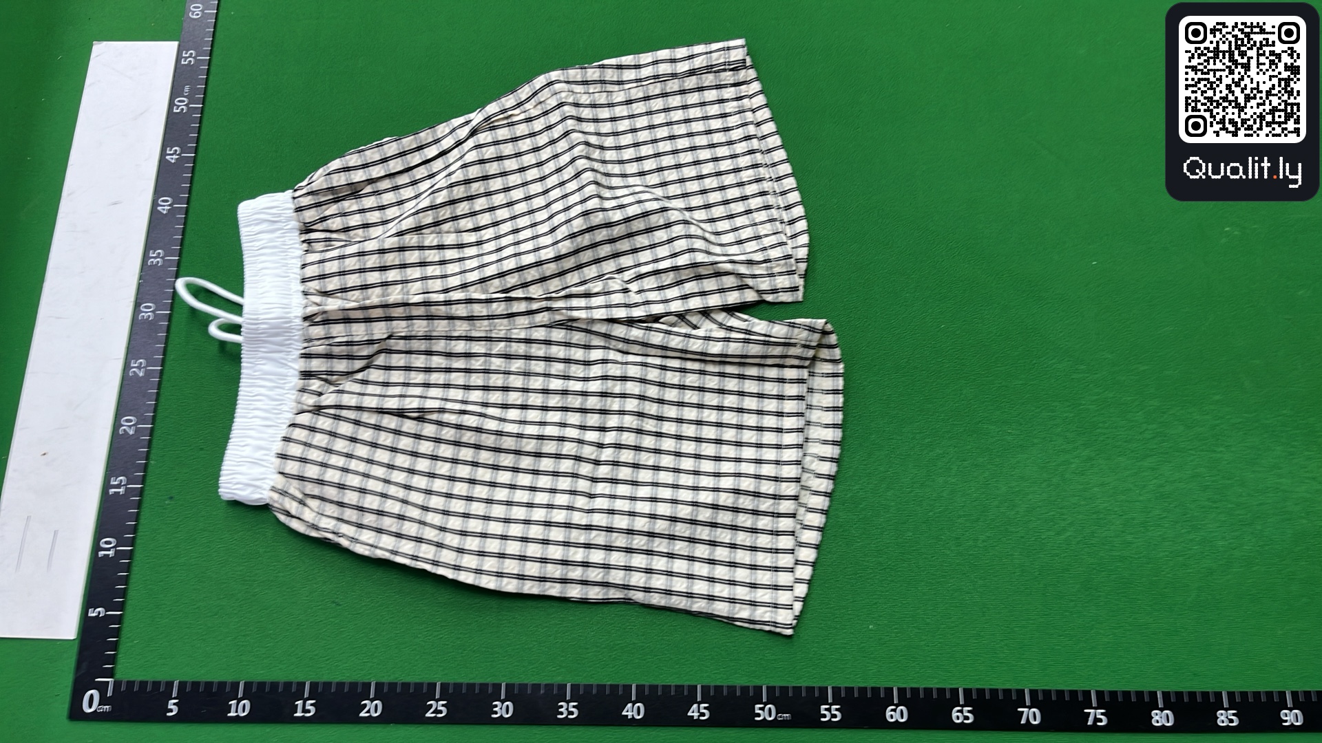 Shorts QC photo 2 of 8