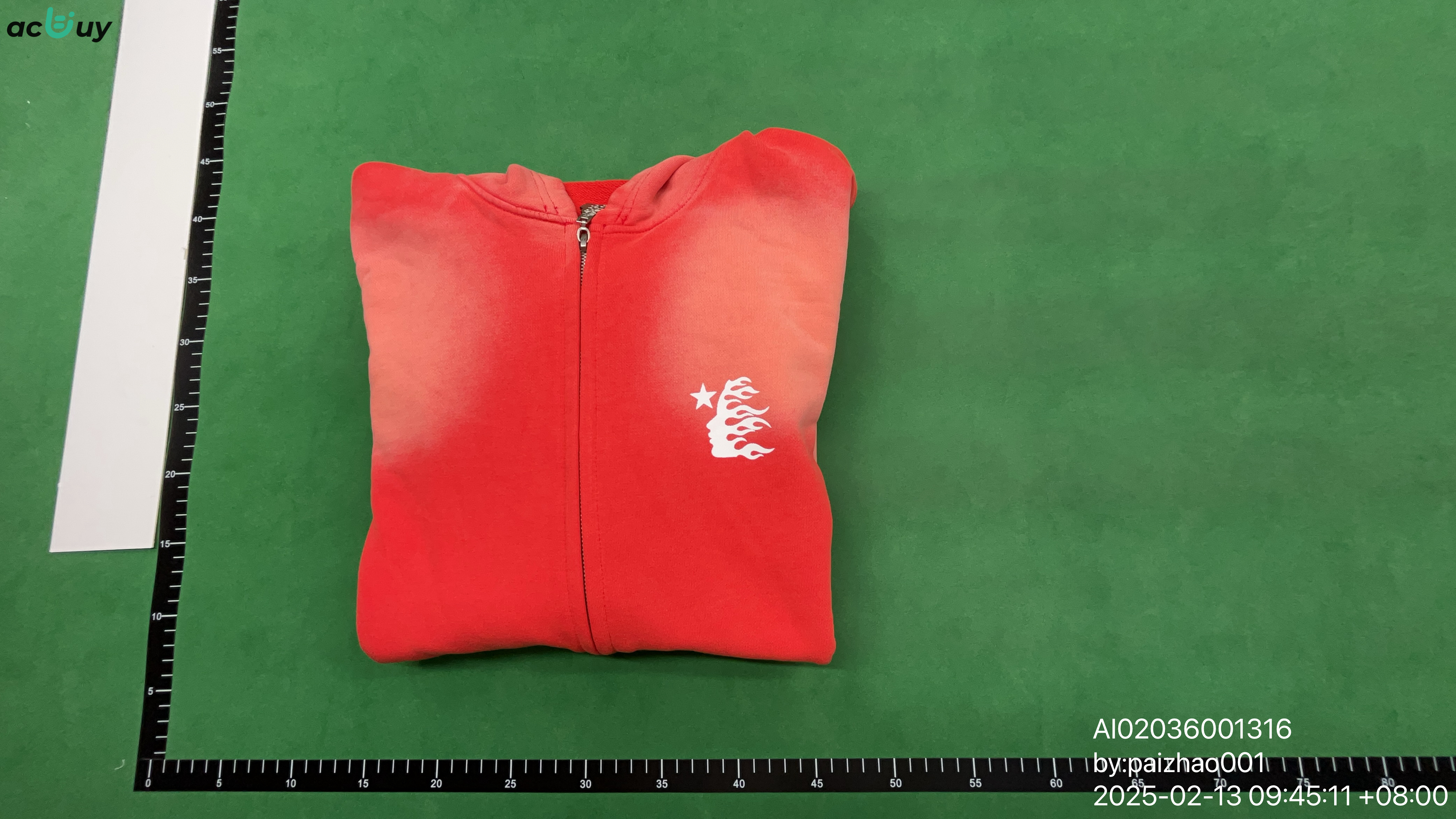 Hoodie — QC-foto 1 van 4