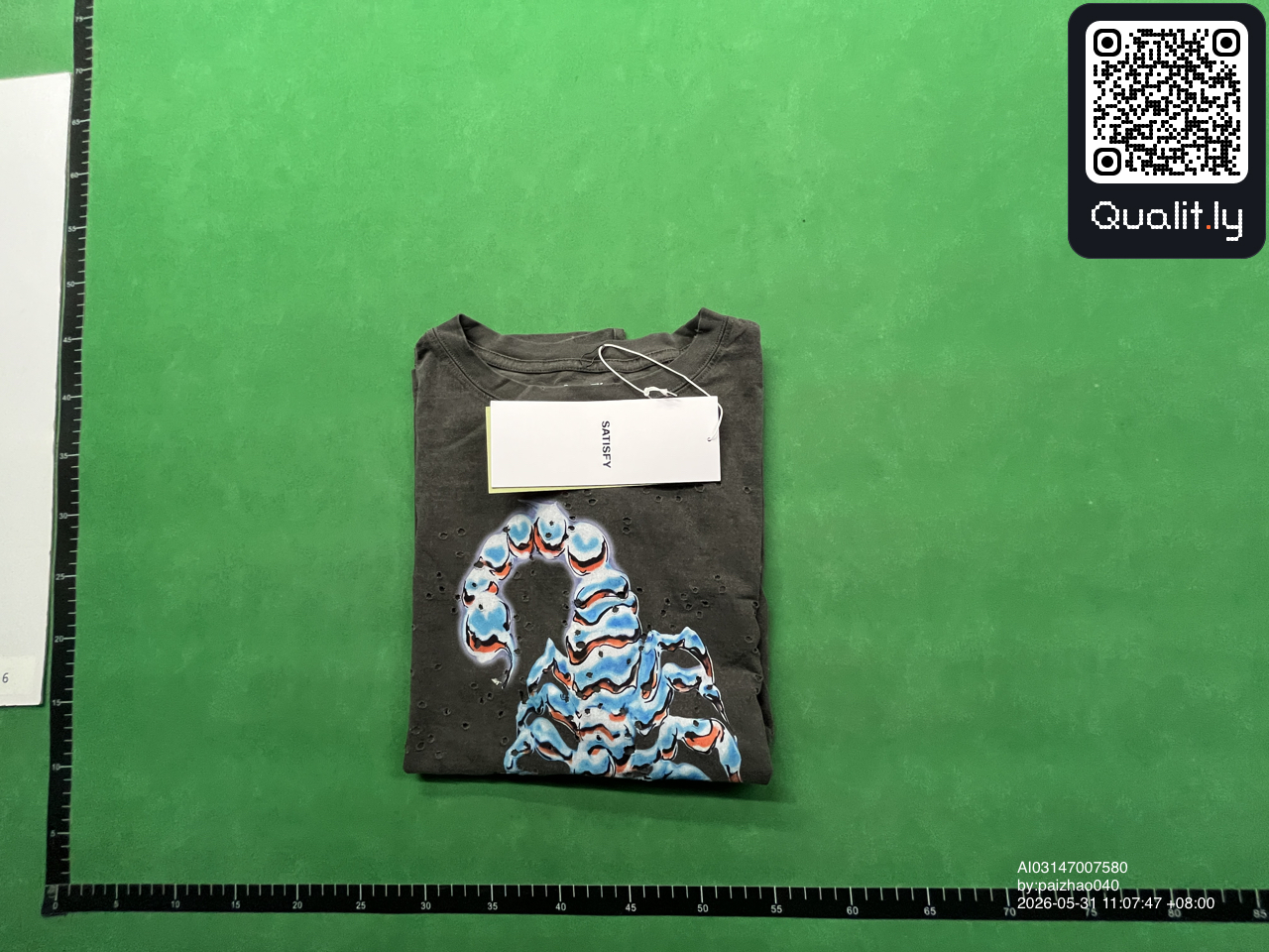 T-shirt — QC-foto 1 av 8