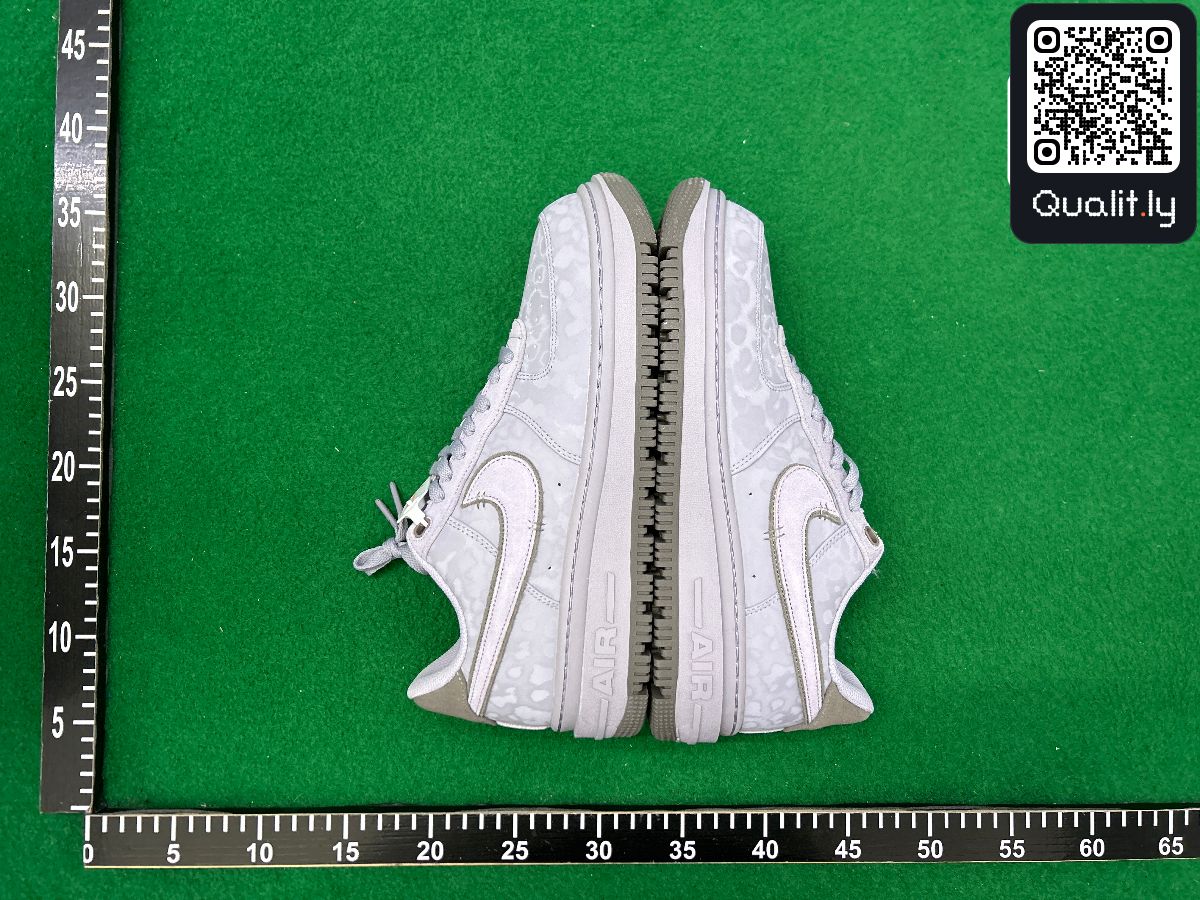 Sneakers — QC-foto 1 av 20