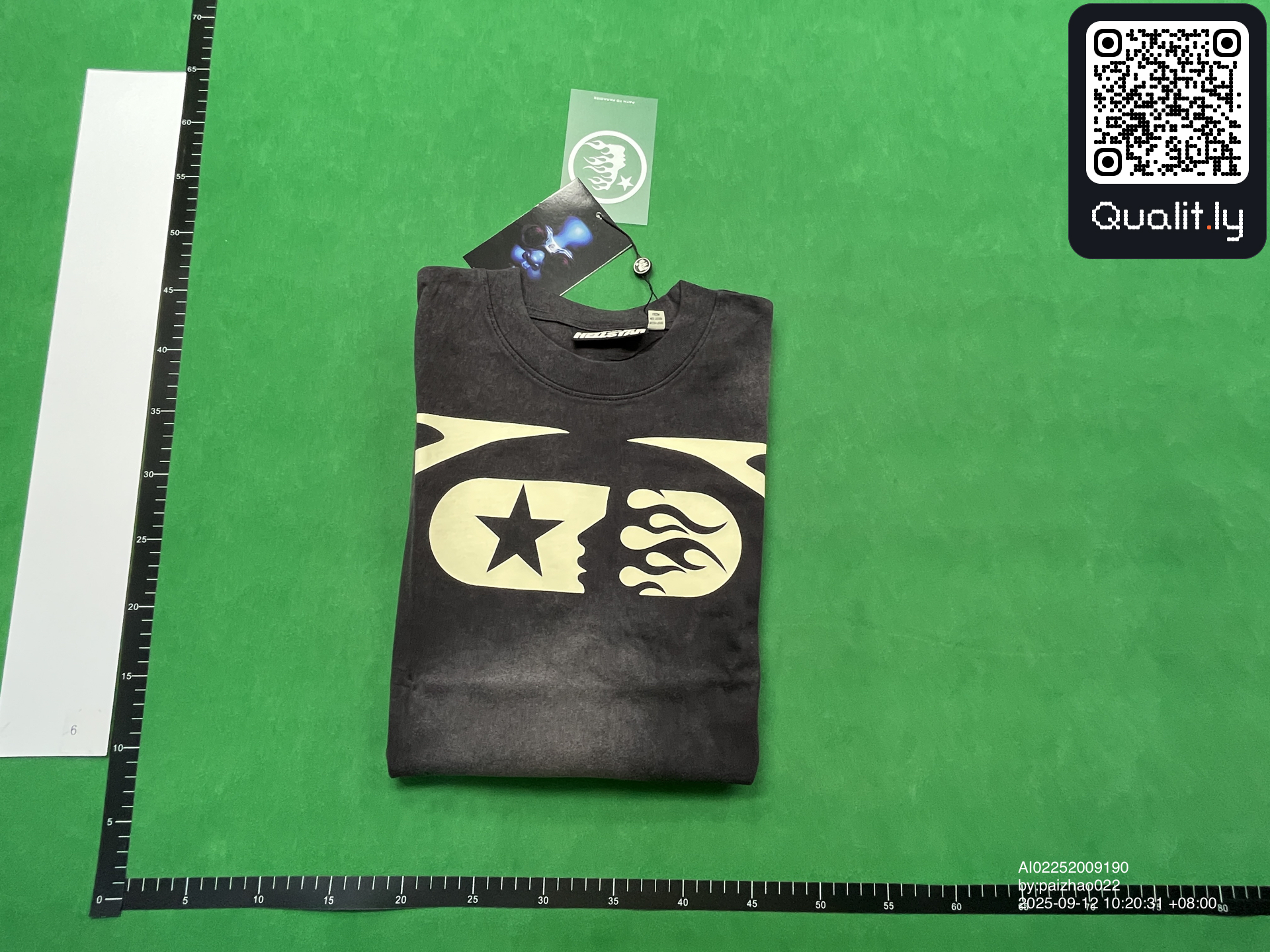 Camiseta — foto QC 1 de 18