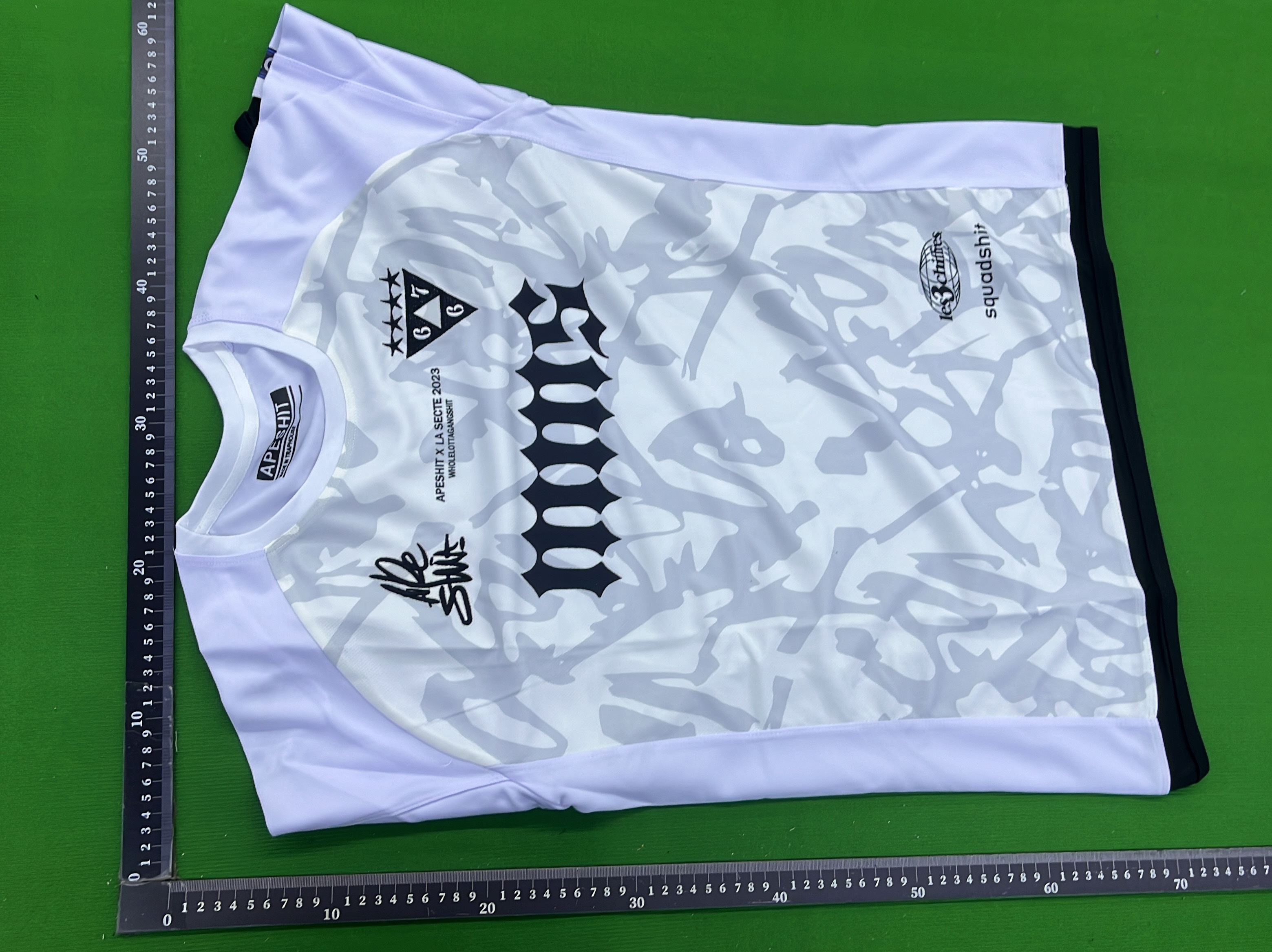 T-shirt QC photo 3 of 14