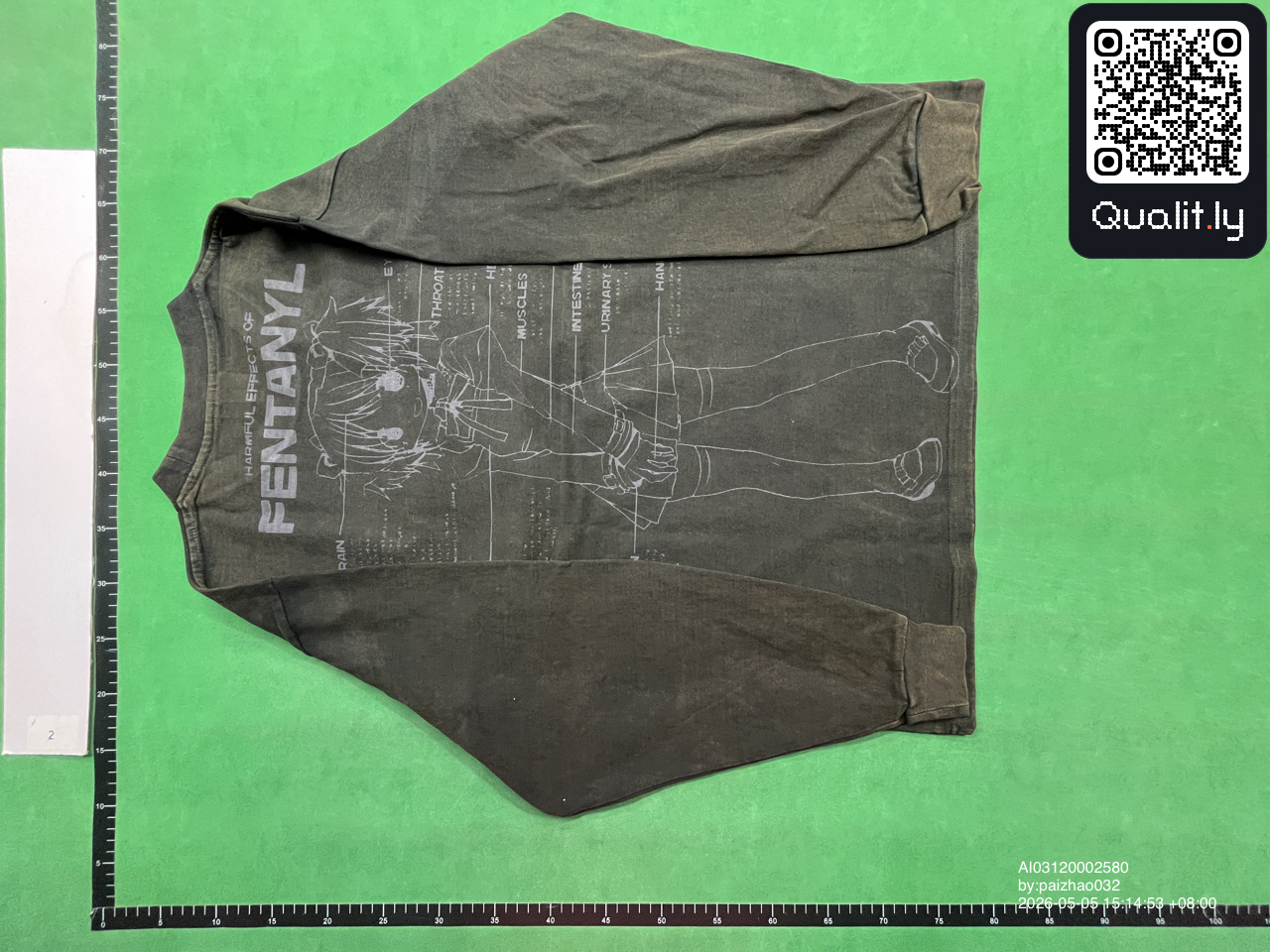 T-shirt — photo QC 2 sur 8