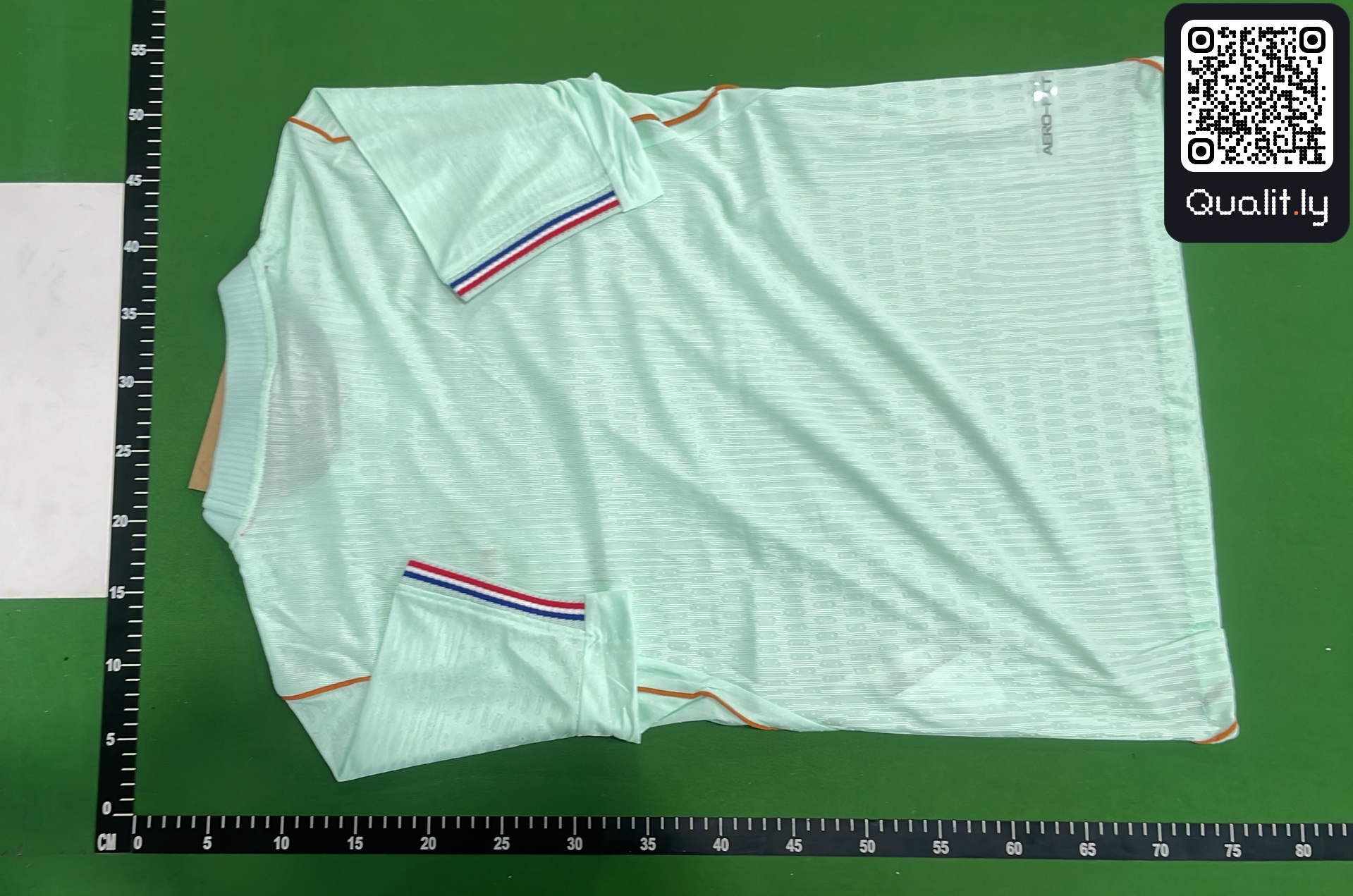 T-shirt — QC-foto 3 av 4
