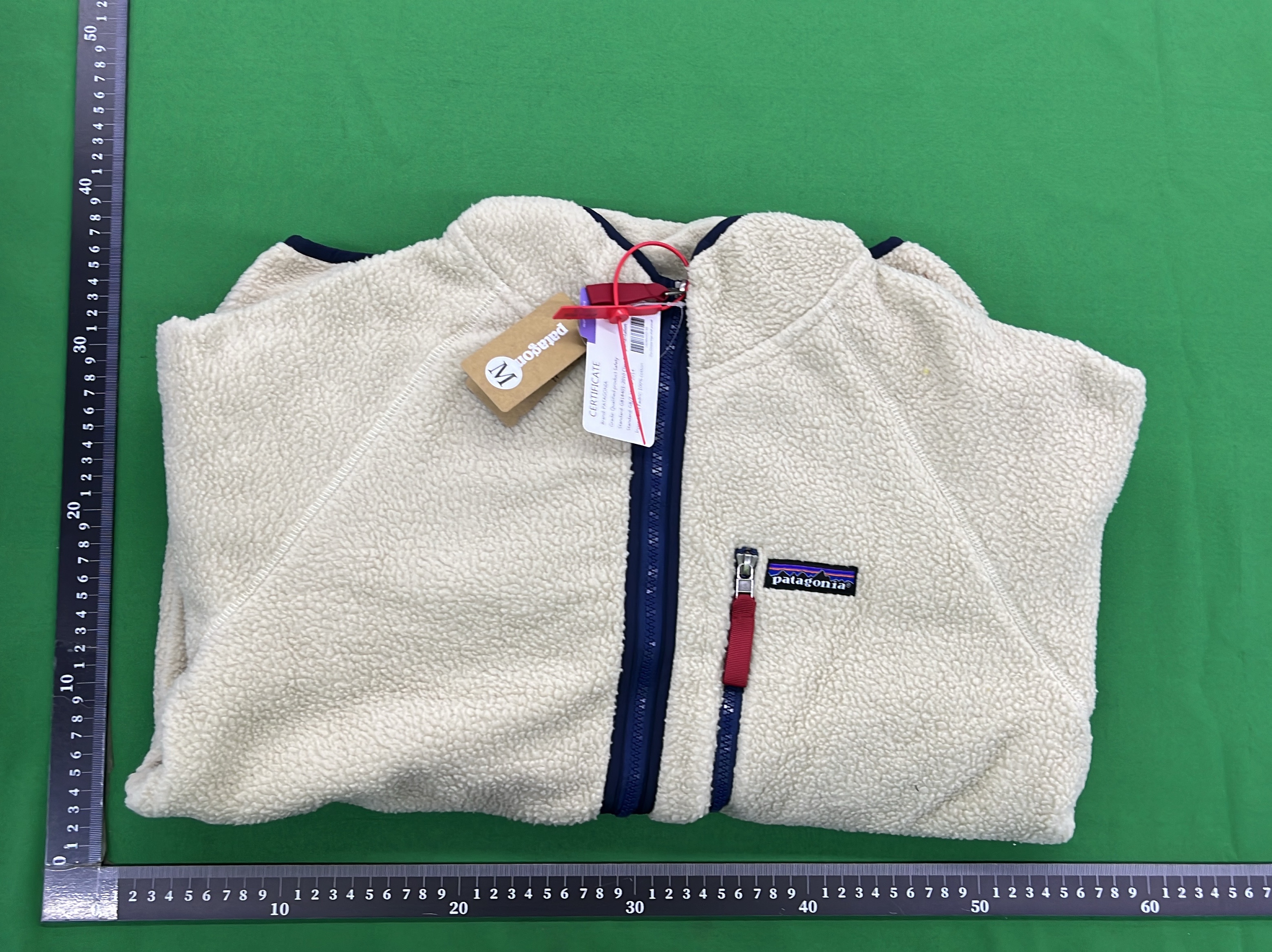Sweater QC photo 1 of 28