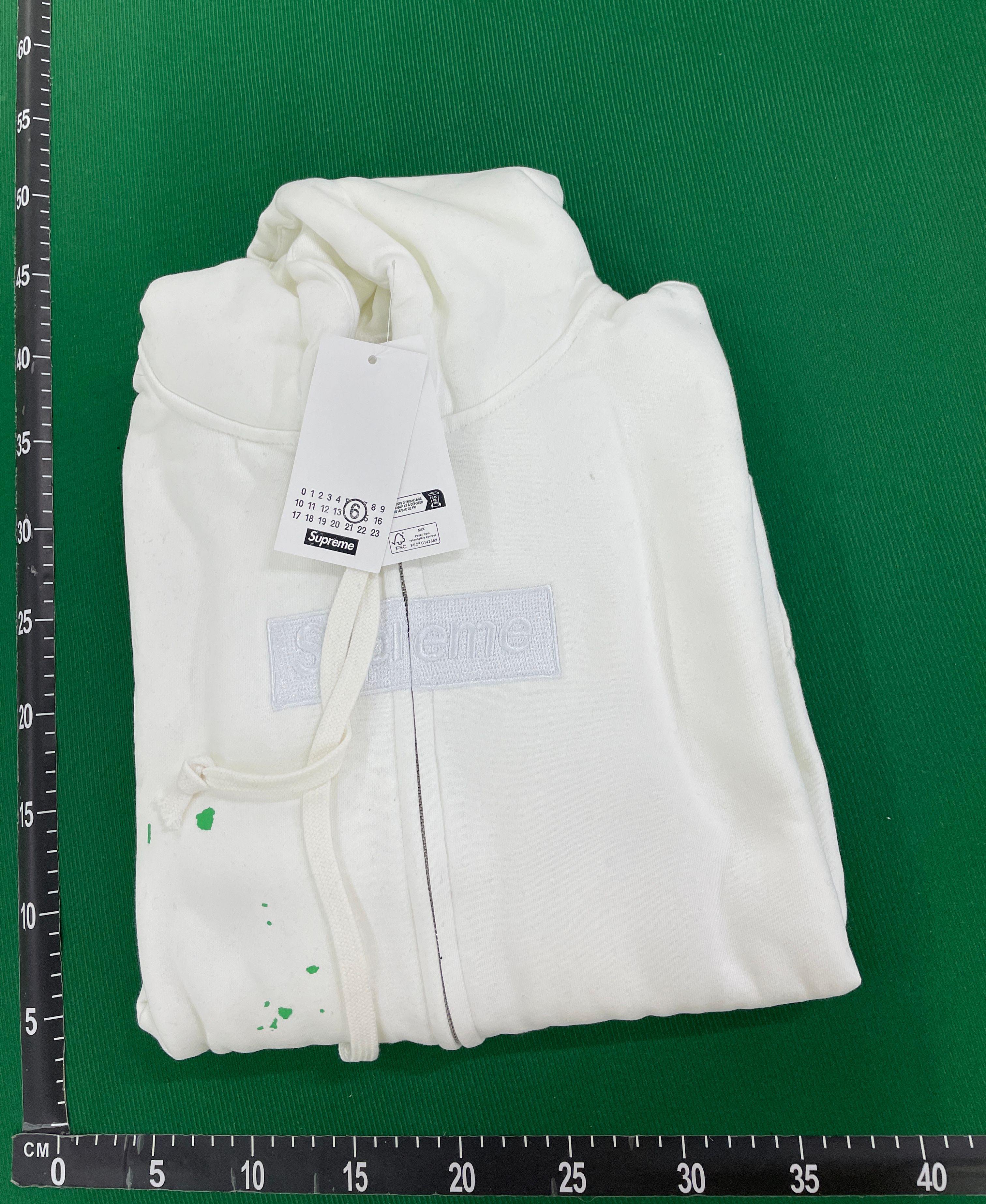 Sweatshirt QC photo 2 of 48