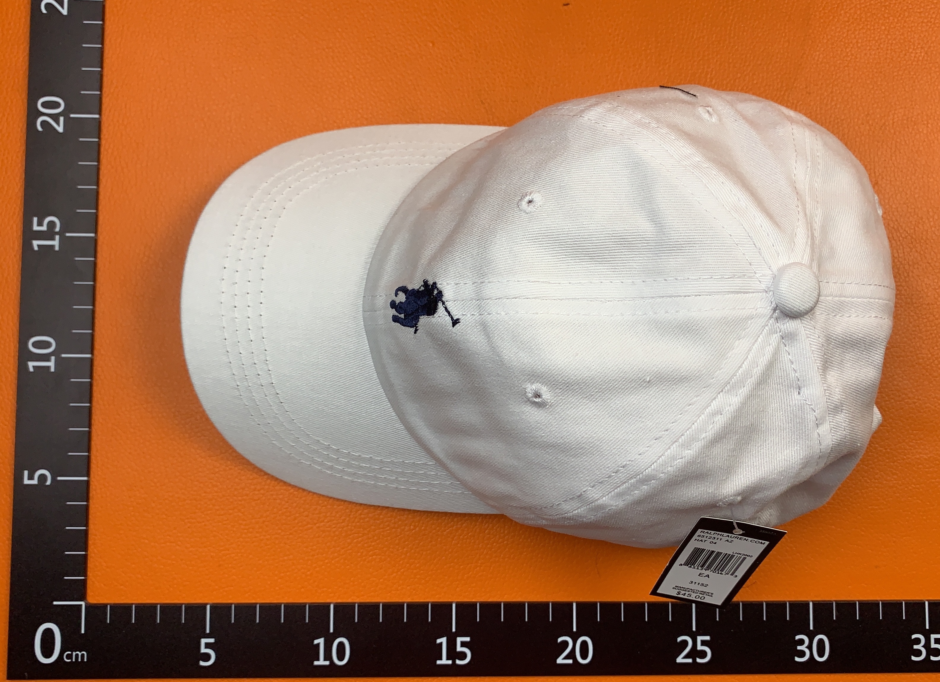 Cappellino — foto QC 1 di 48
