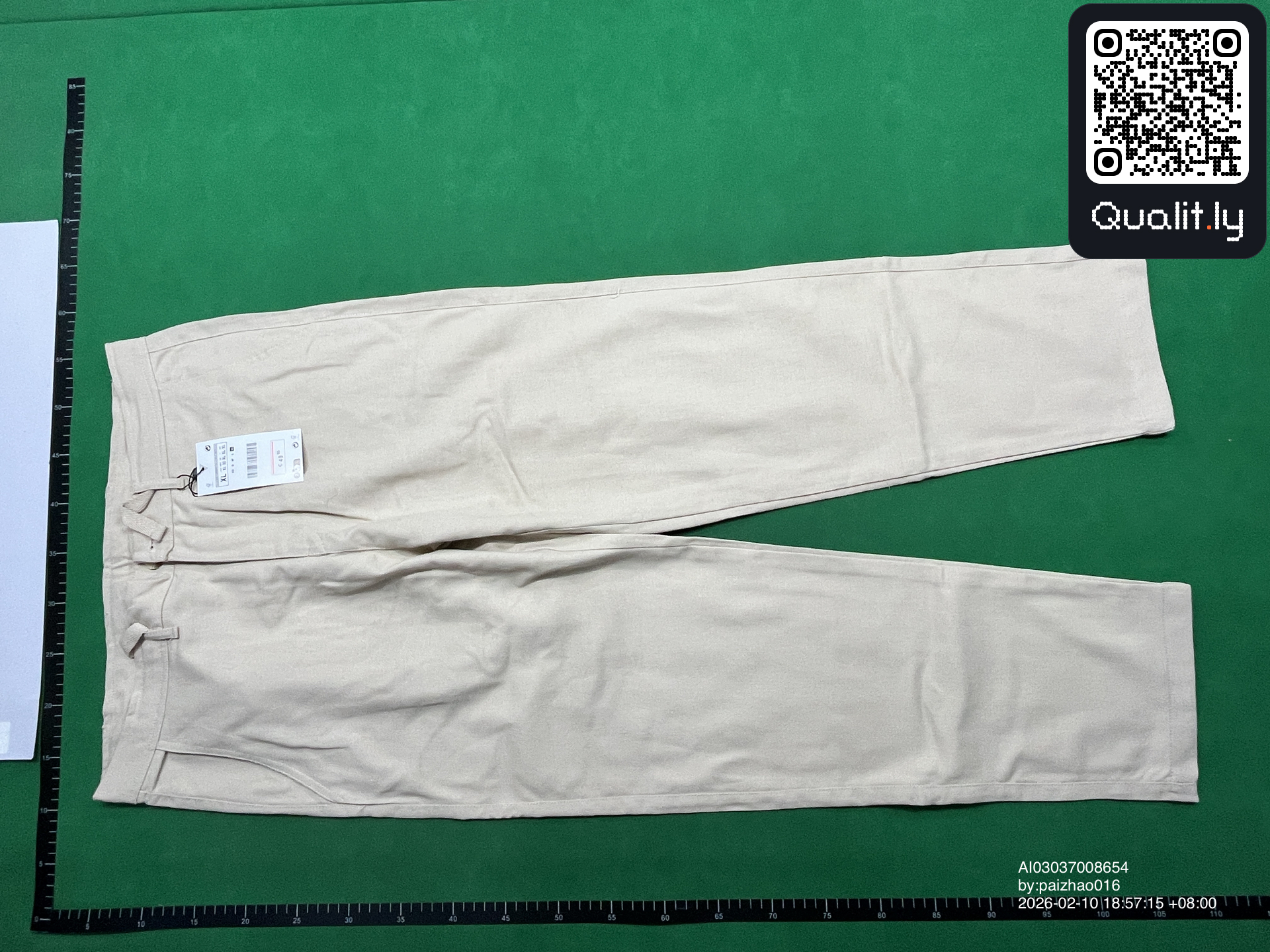 Pants QC photo 3 of 34