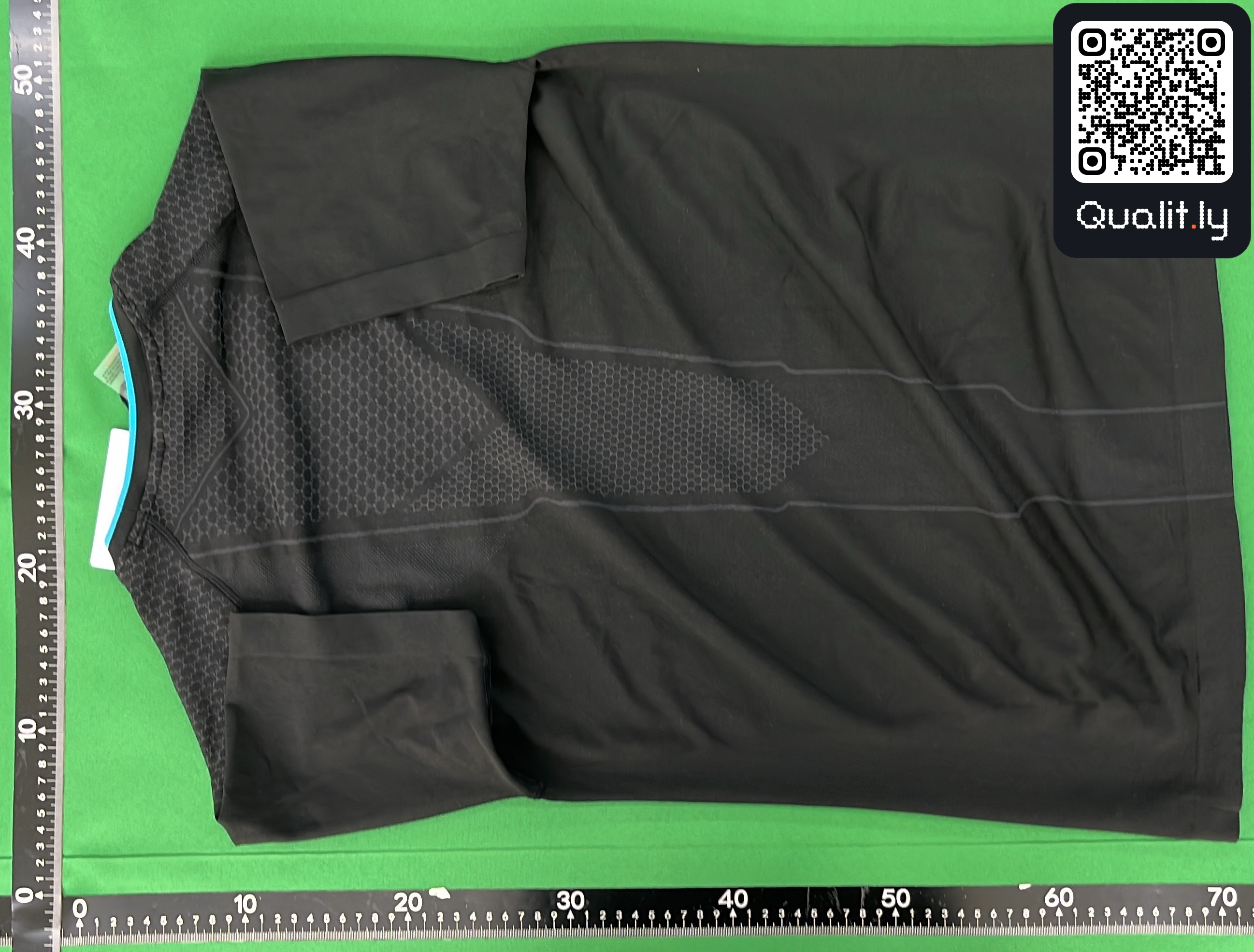 T-shirt — foto QC 3 de 4