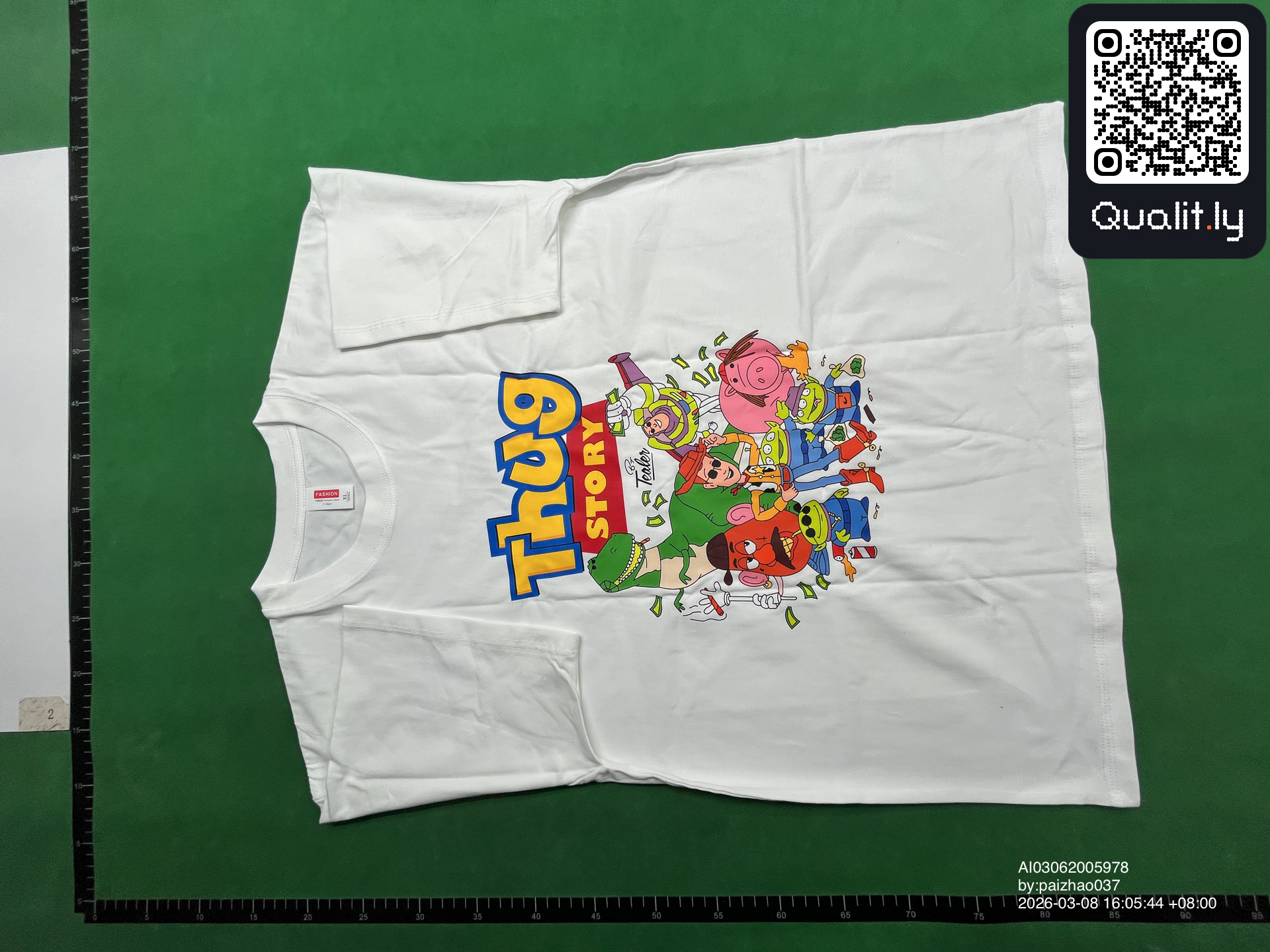 T-Shirt — QC-Foto 3 von 8