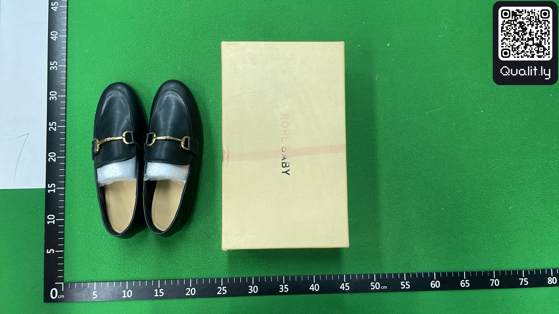 Sneaker — QC-Foto 1 von 6