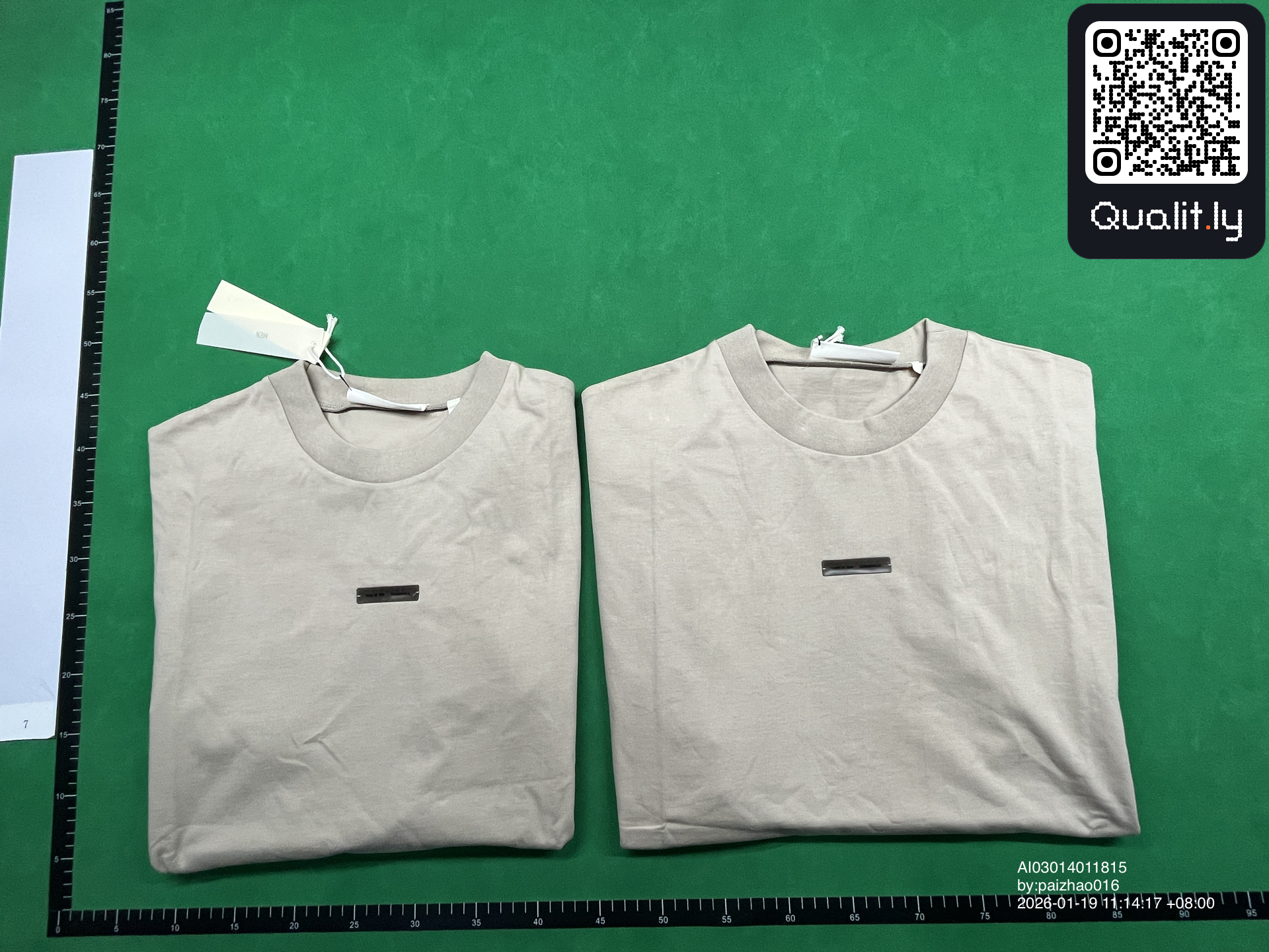 T-shirt — foto QC 1 di 16