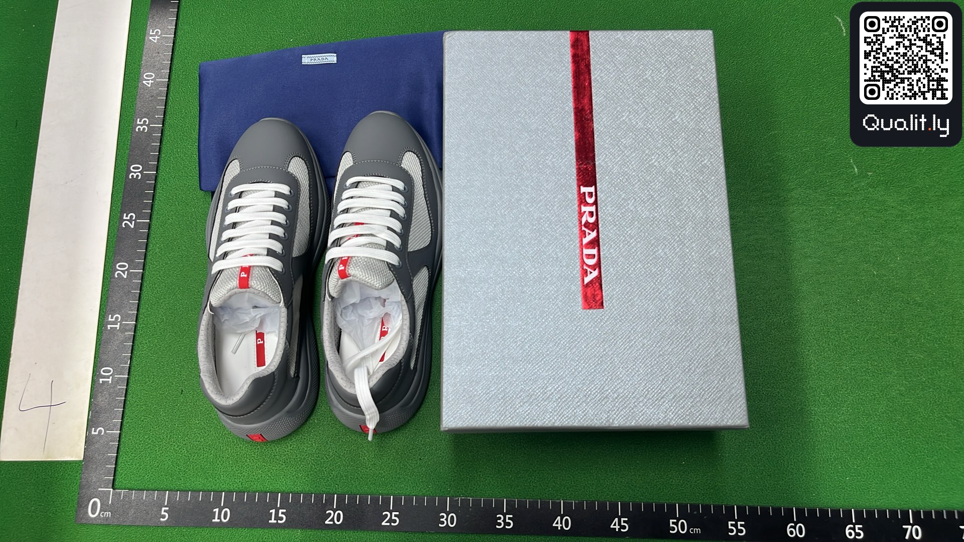 Sneakers — QC-foto 1 van 130