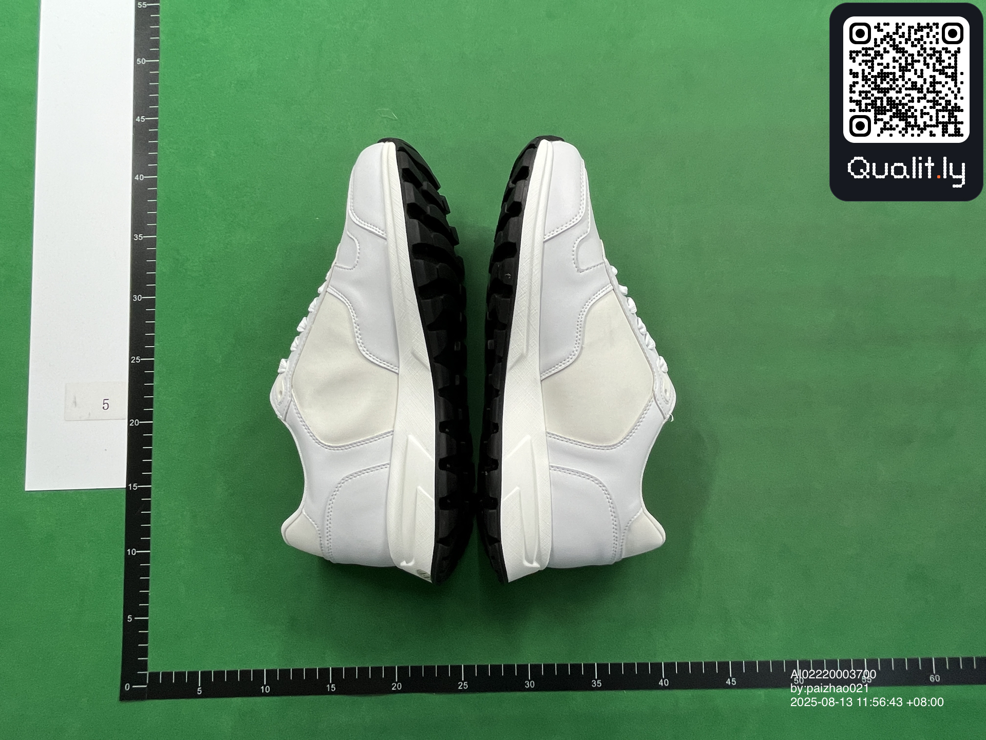 Pantofi sport — fotografie QC 3 din 12
