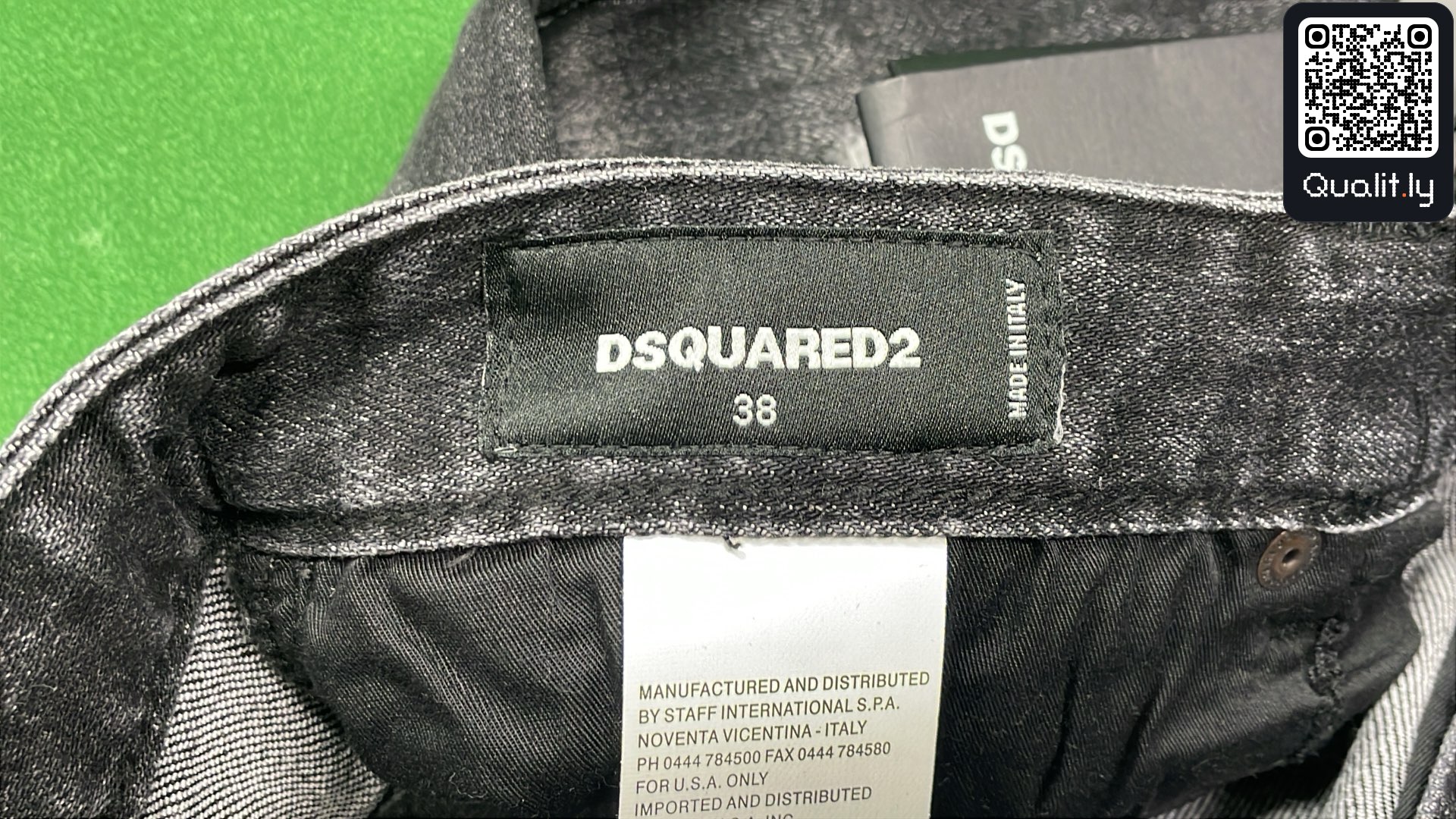 Pants QC photo 1 of 28