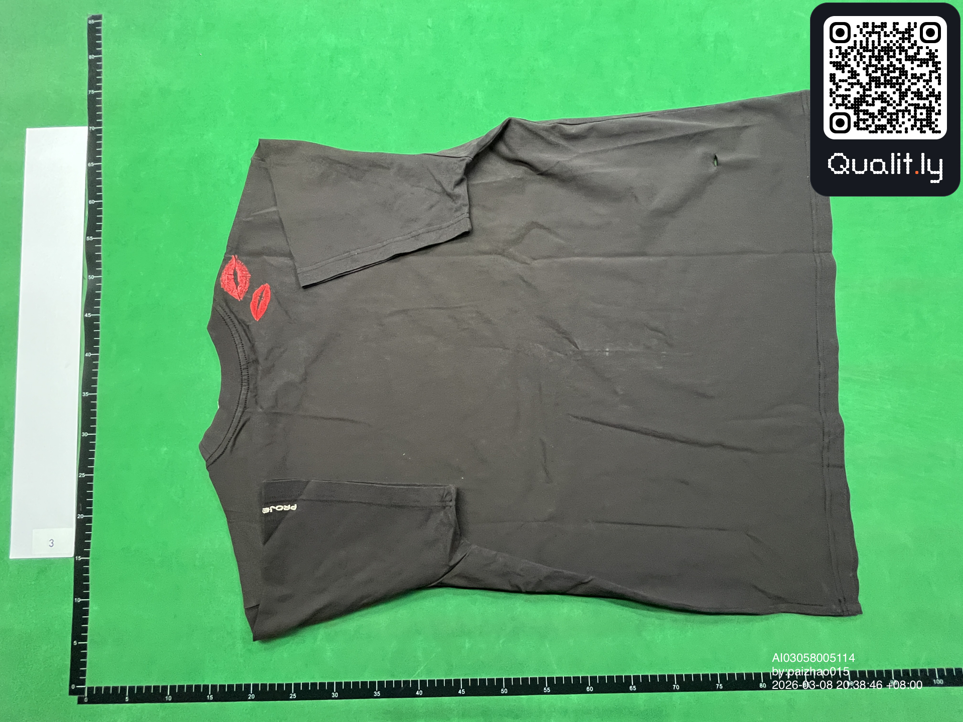 T-shirt — photo QC 2 sur 29