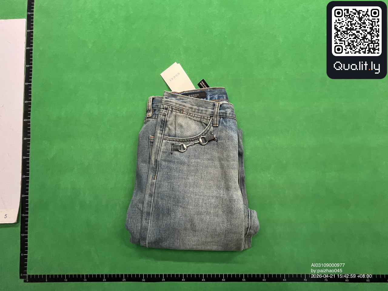 Jeans — QC-Foto 1 von 8
