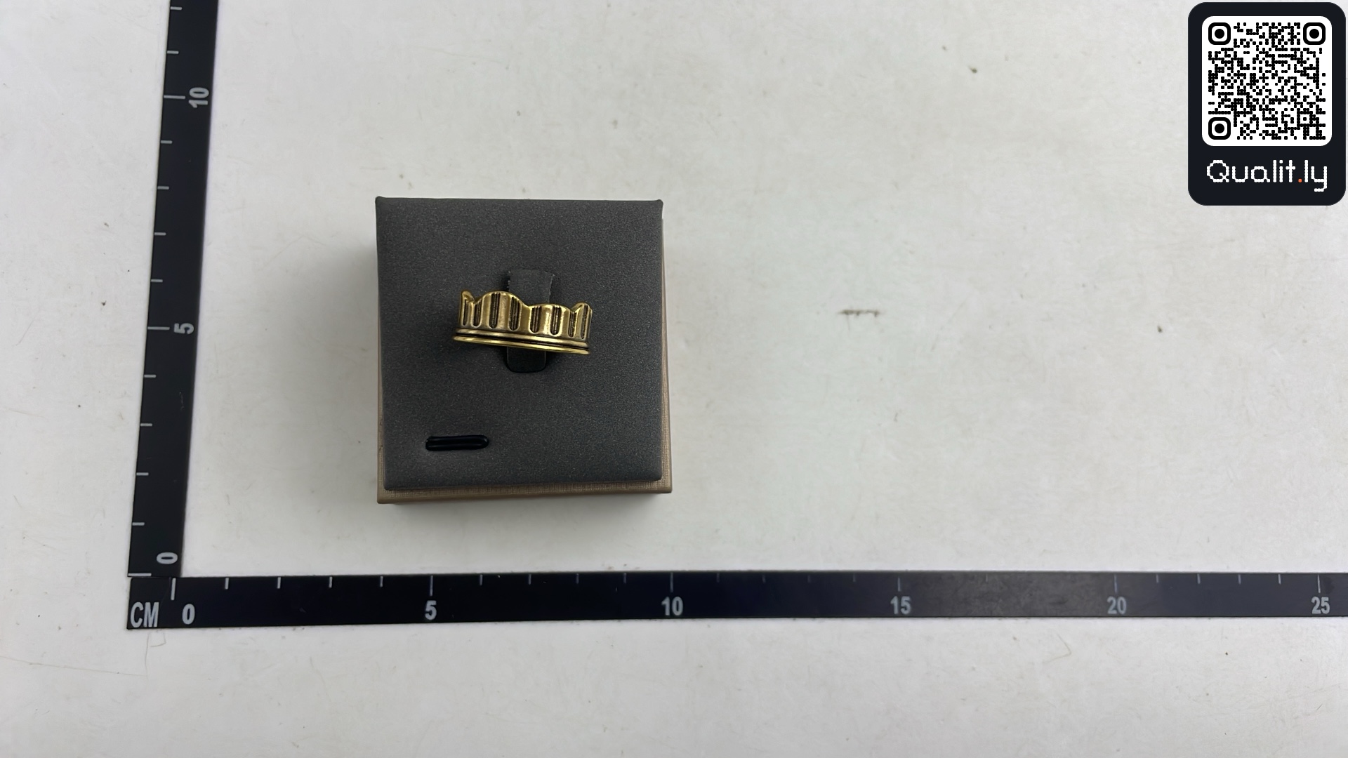 Smycke — QC-foto 1 av 6