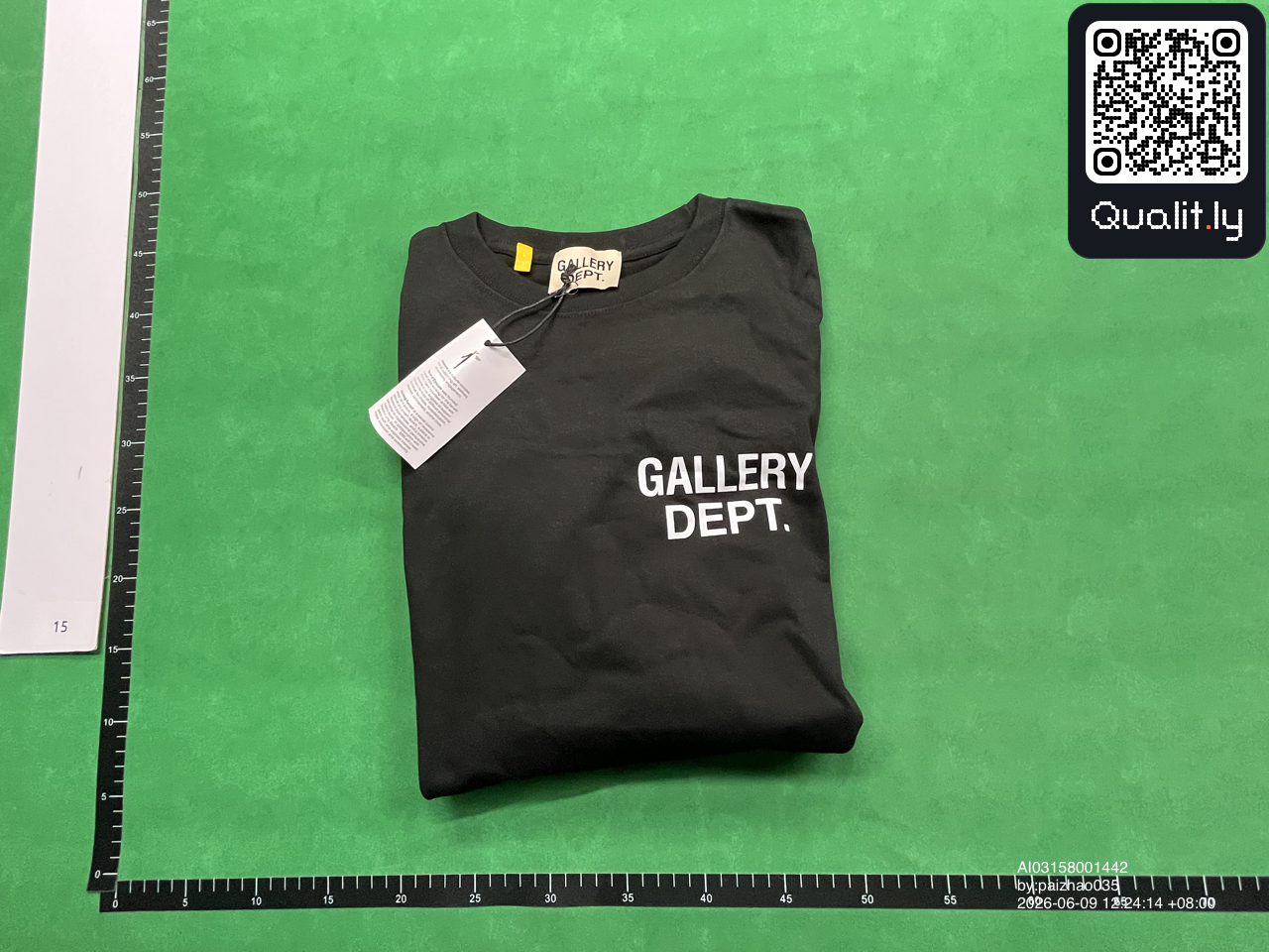 T-shirt — QC-foto 1 van 98