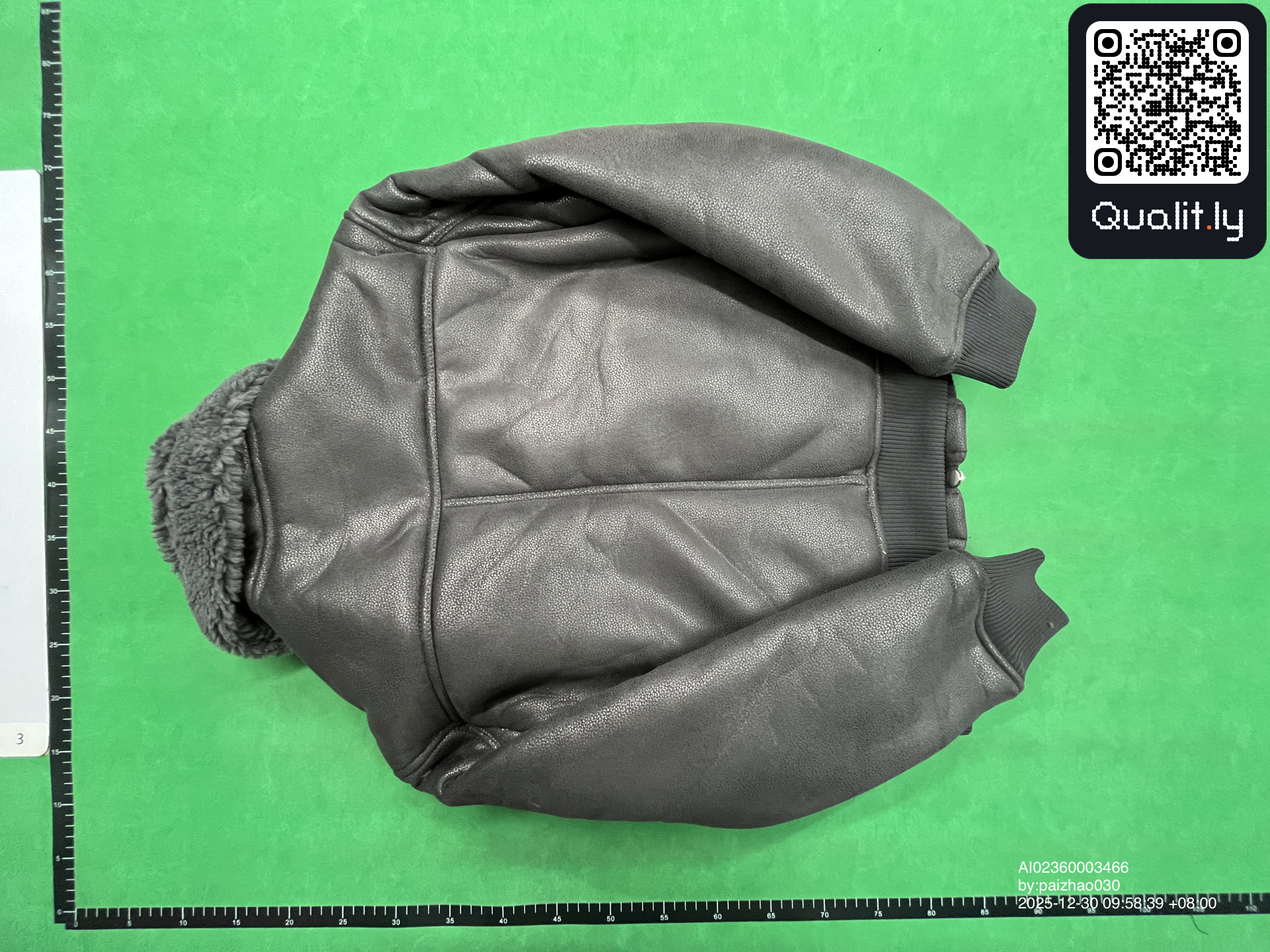 Jacket QC photo 2 of 4