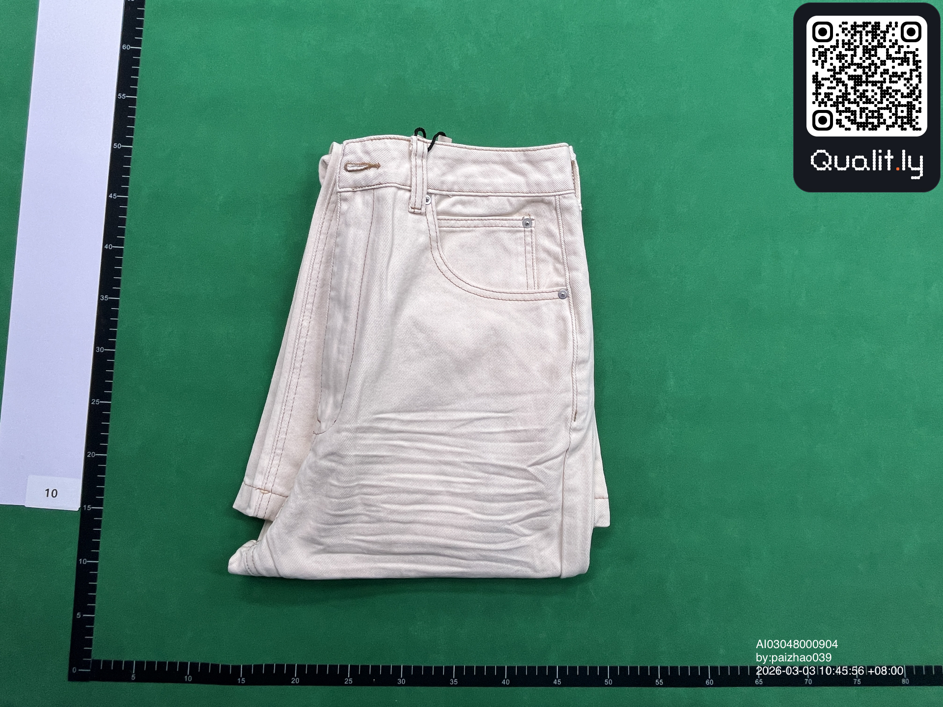Jeans QC photo 1 of 4