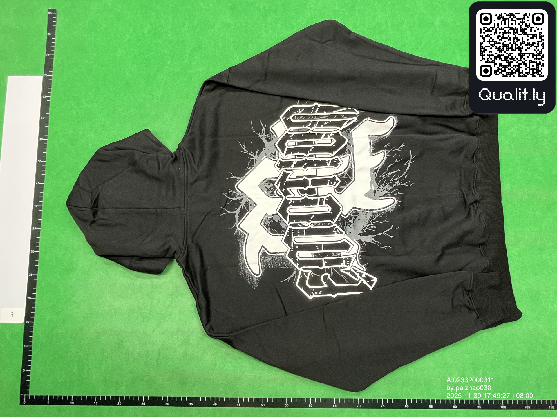 Hoodie QC photo 2 of 4