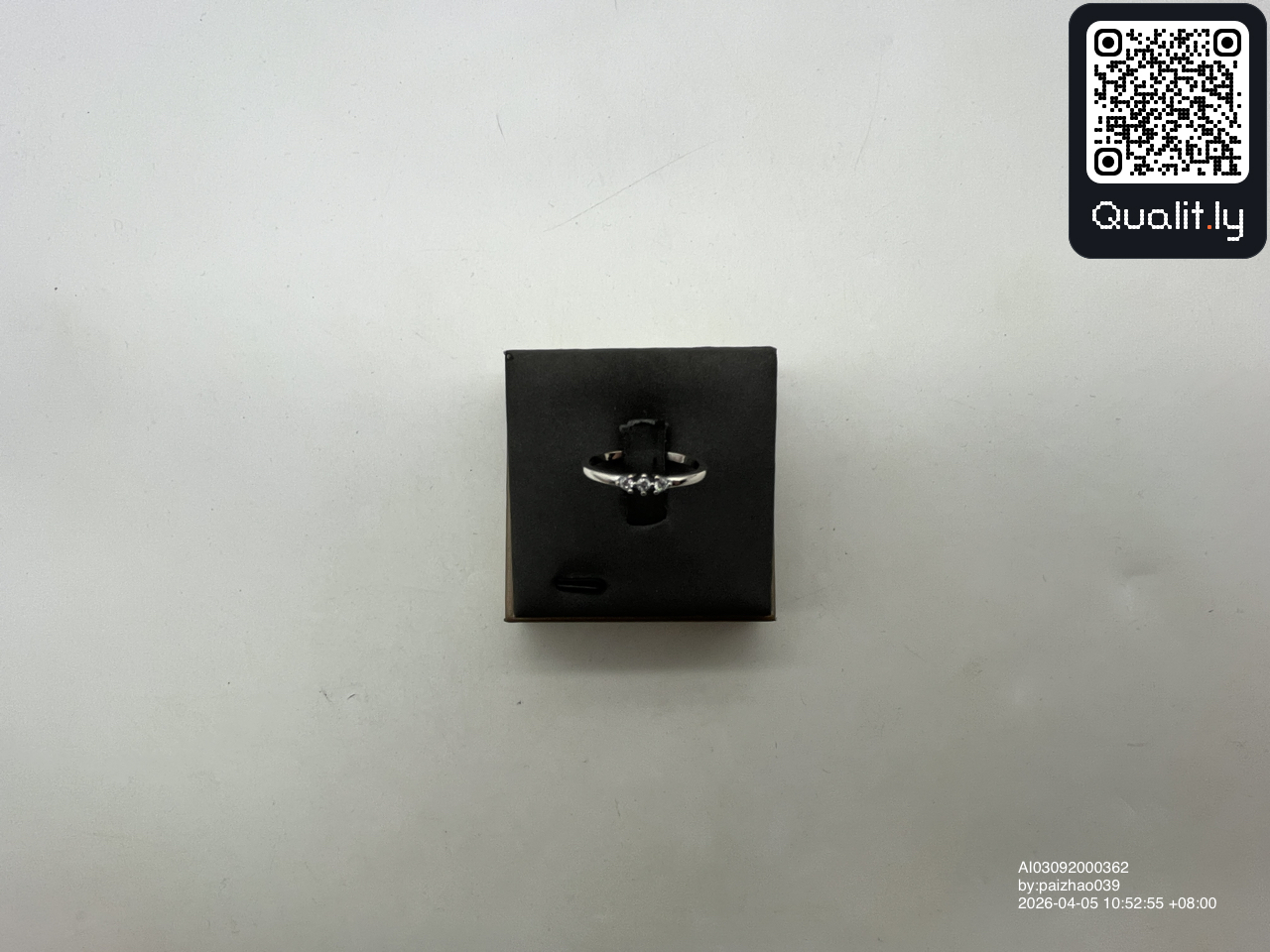 Bijou — photo QC 2 sur 6