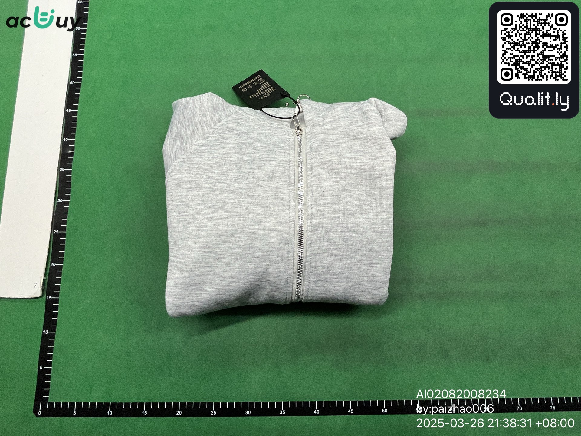 连帽卫衣 QC 照片 1 / 4