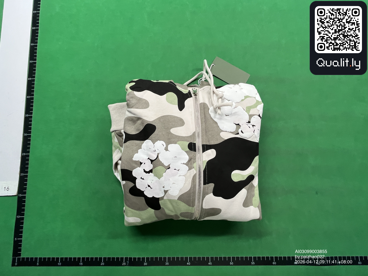 连帽卫衣 QC 照片 1 / 8