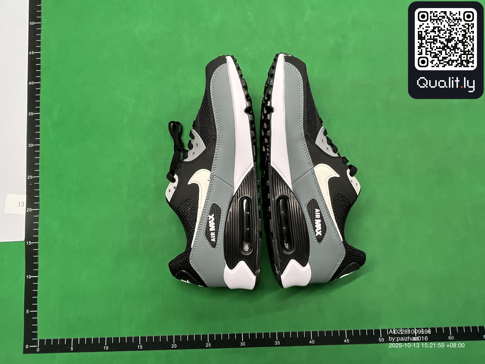 球鞋 QC 照片 3 / 20