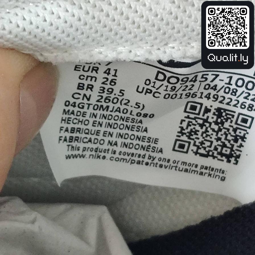Sneakers — QC-foto 1 av 20