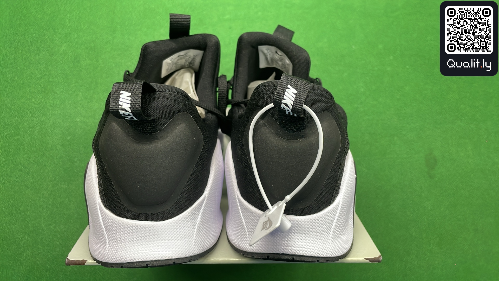 球鞋 QC 照片 3 / 16