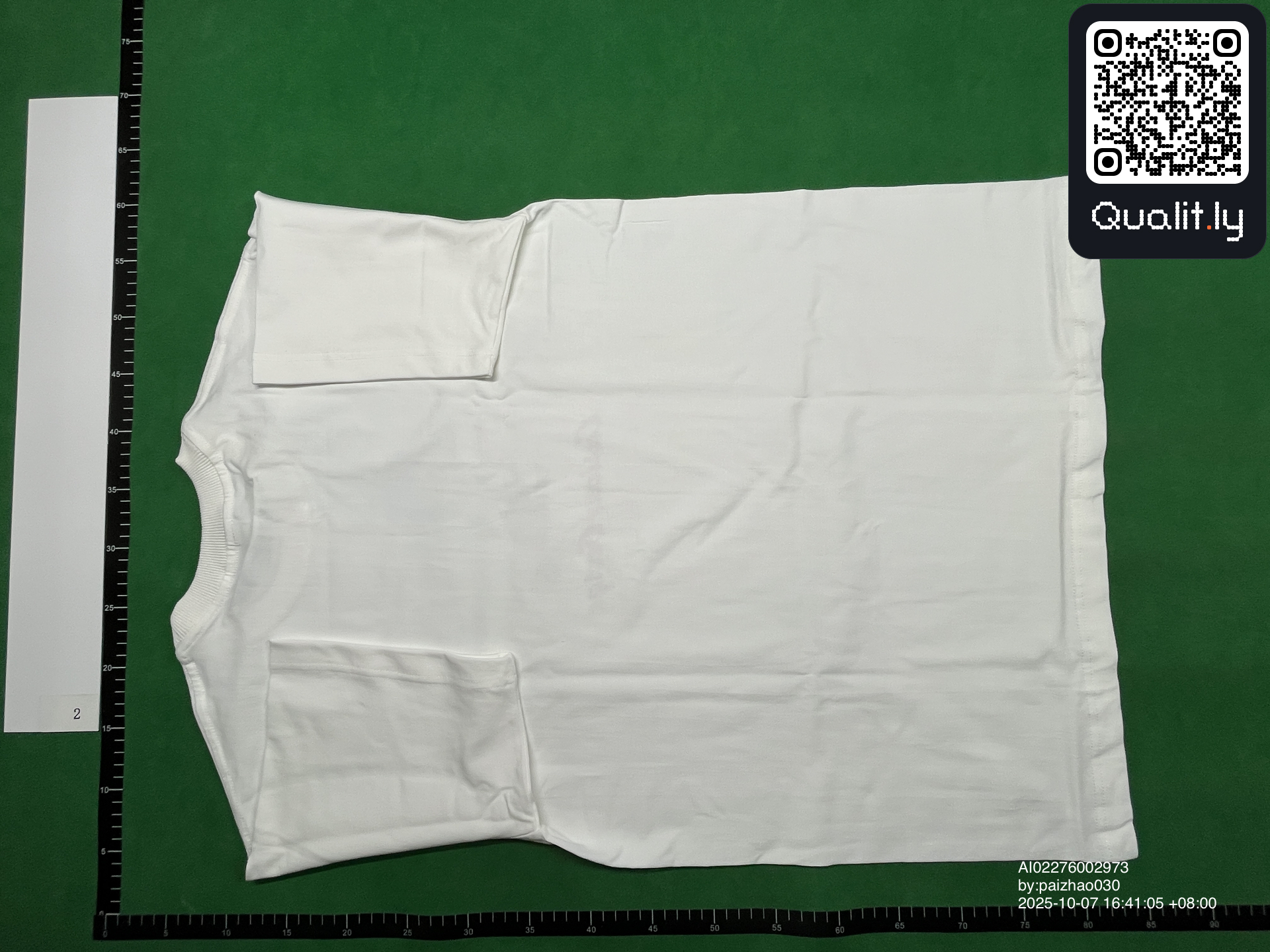T-Shirt — QC-Foto 2 von 22