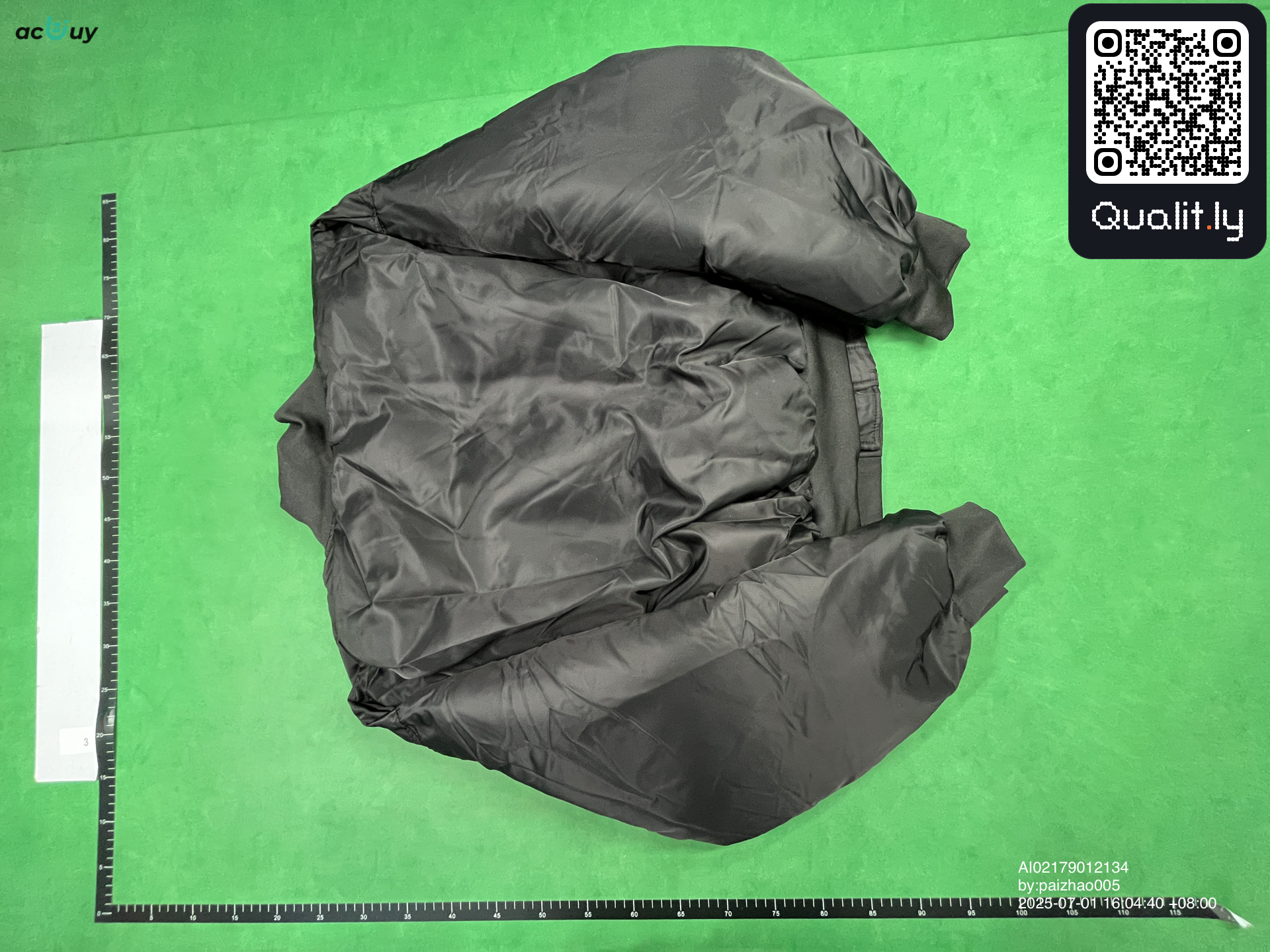 Jacket QC photo 2 of 10