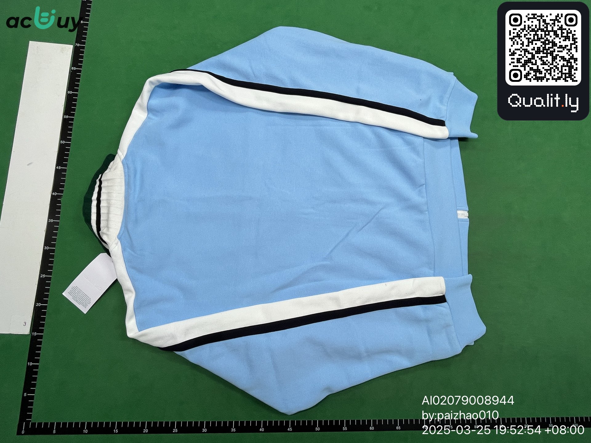 Jacke — QC-Foto 2 von 28