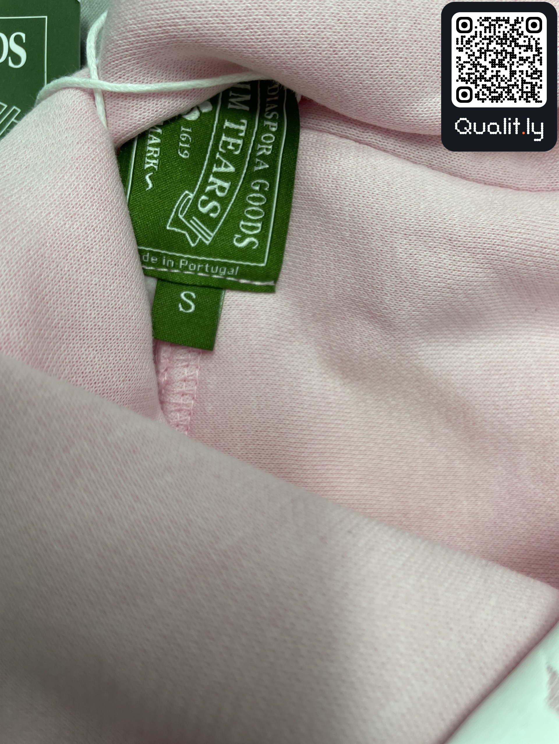 Hoodie — QC-foto 1 van 124