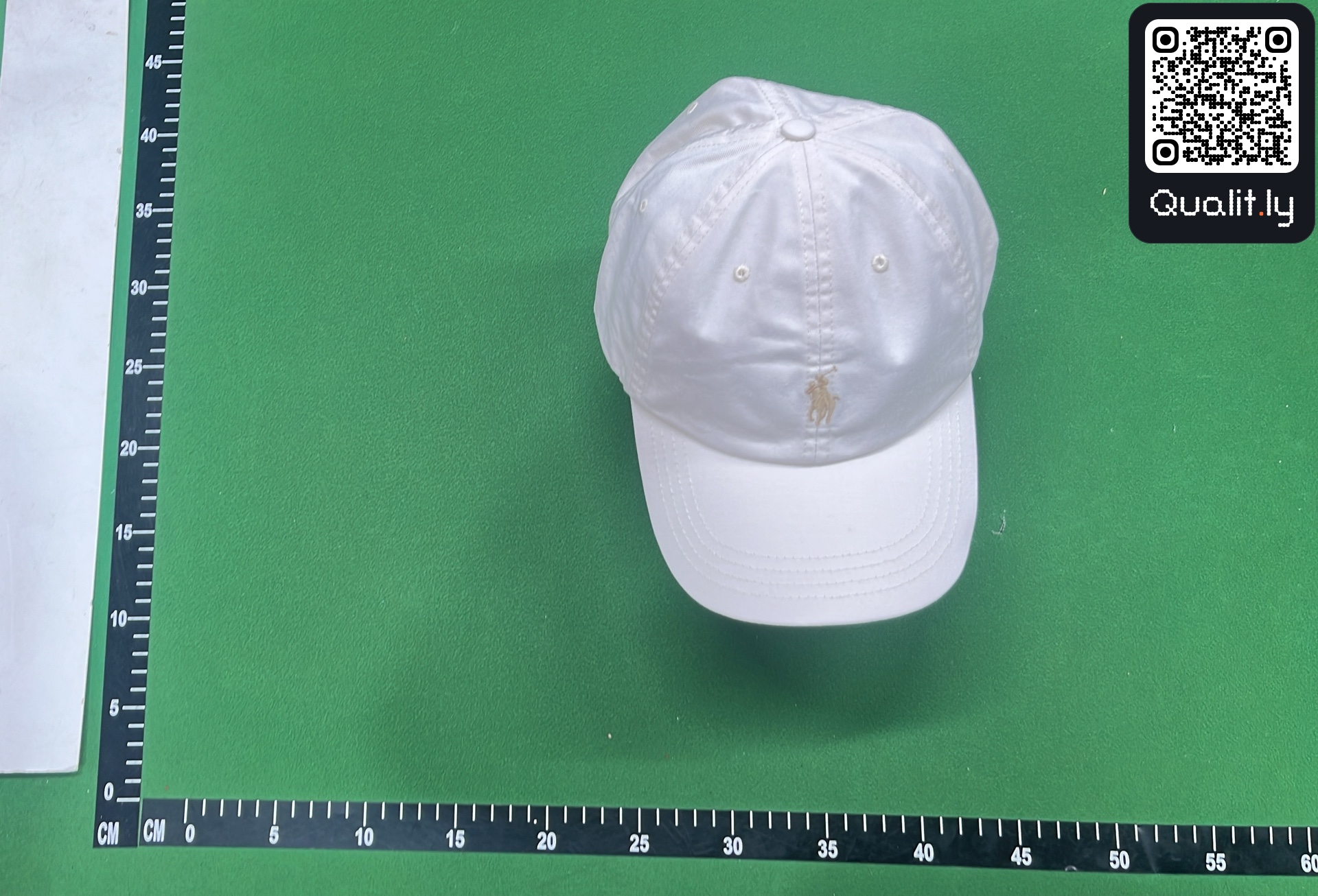 Casquette — photo QC 1 sur 6