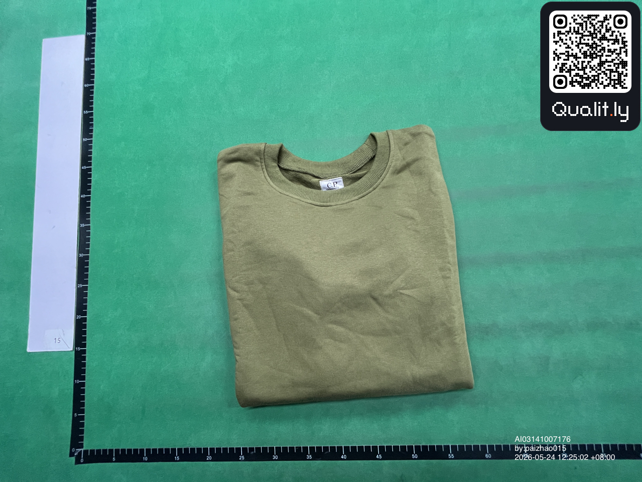 卫衣 QC 照片 1 / 12