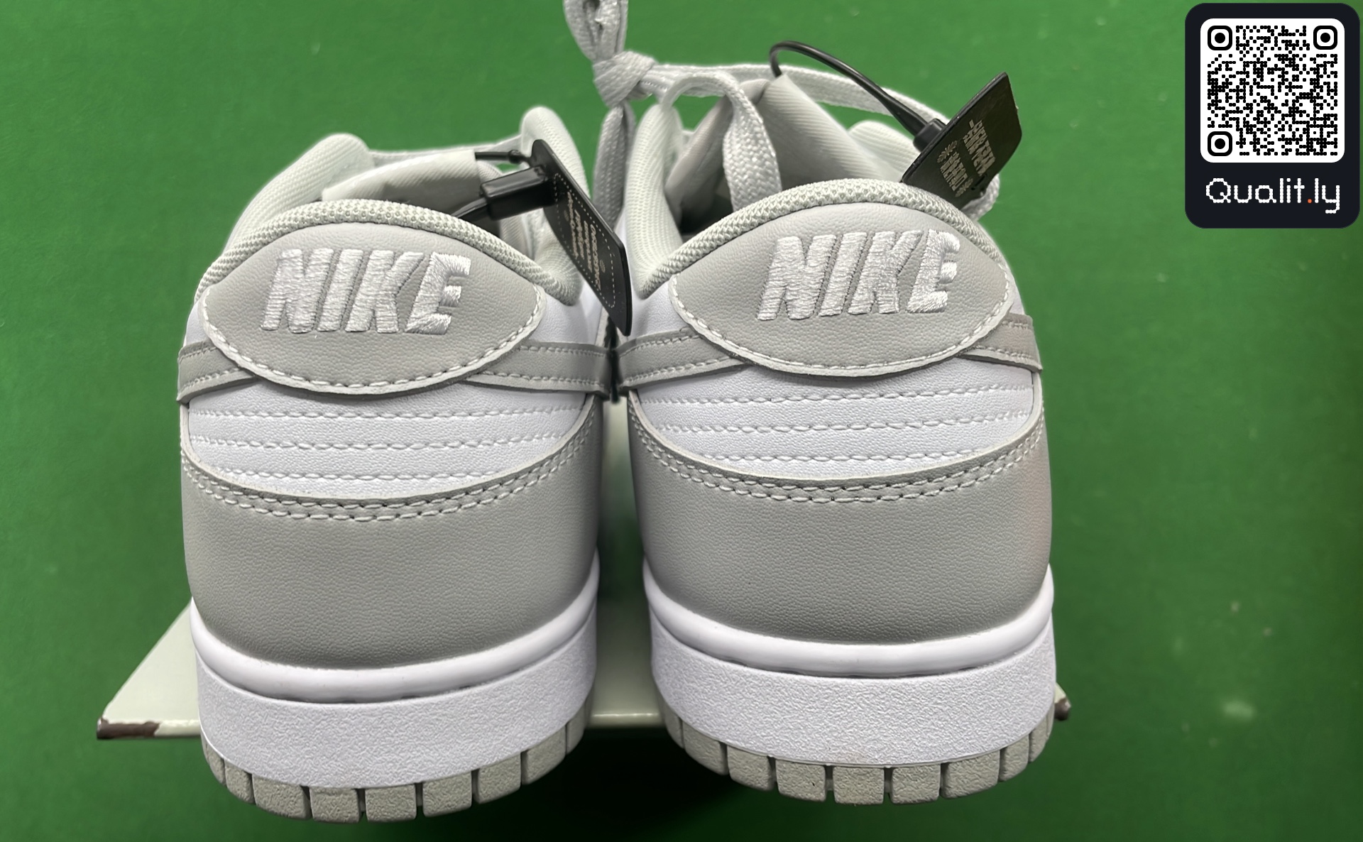 Sneakers QC photo 3 of 20