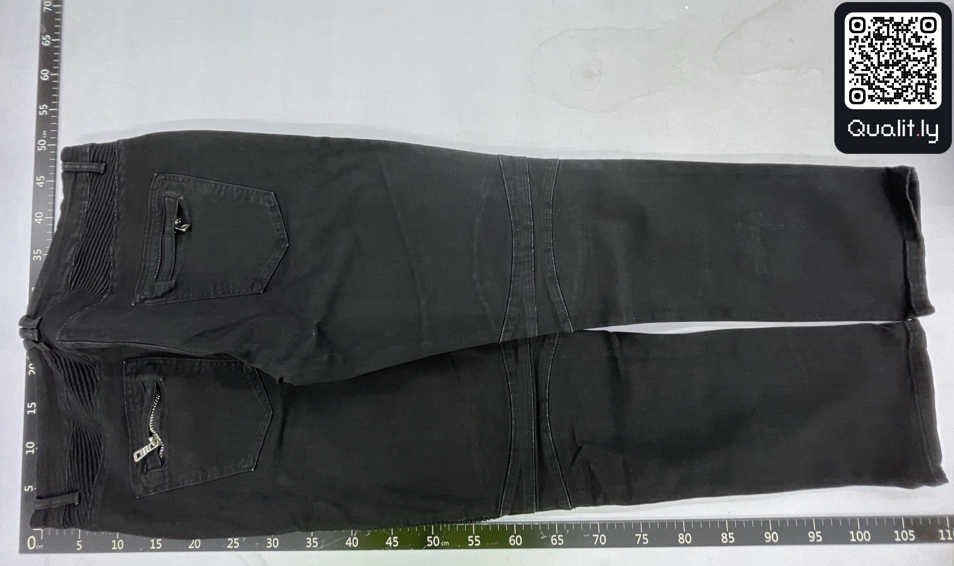 牛仔裤 QC 照片 3 / 4