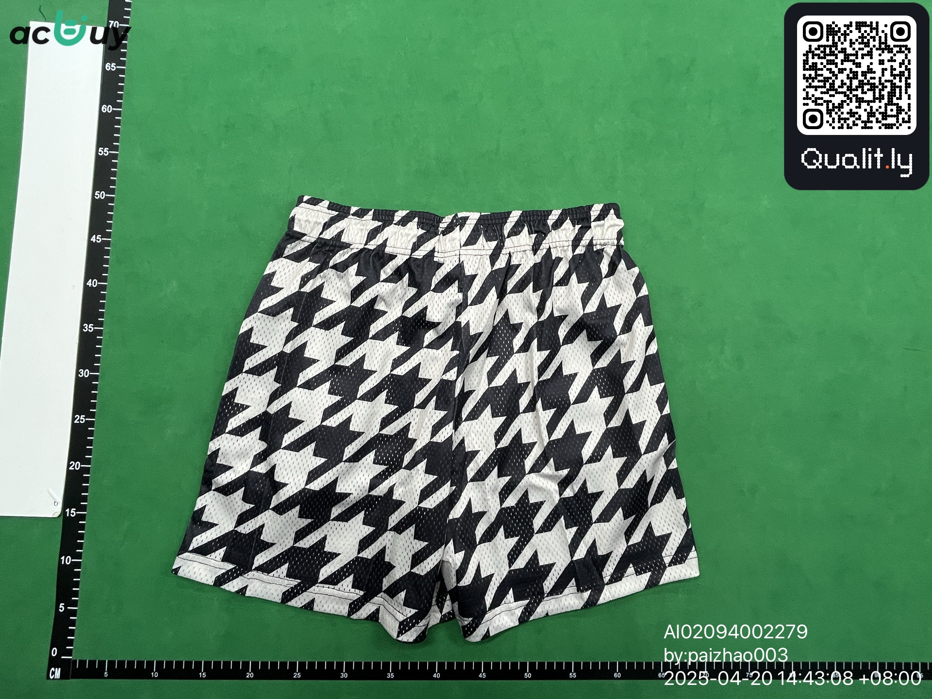 Shorts — QC-foto 2 av 4