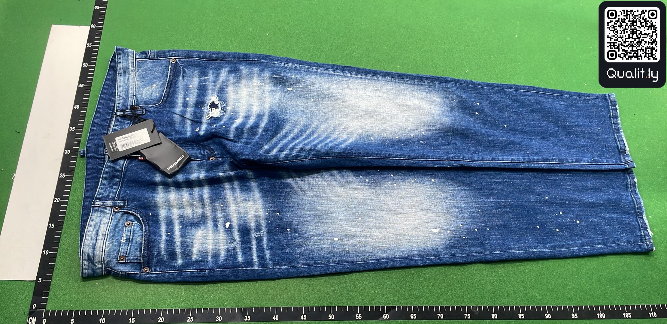 Jeans — QC-foto 2 av 4