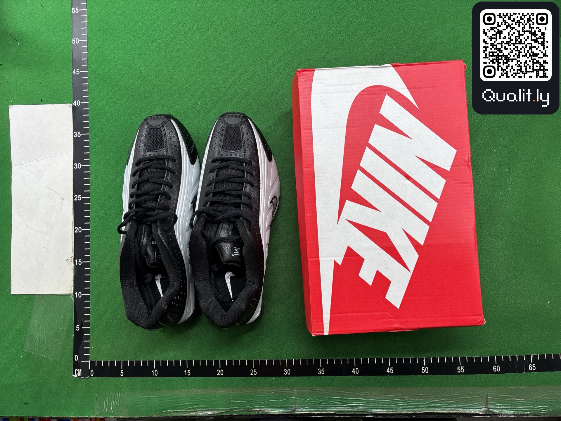 Sneakers — foto QC 1 di 102