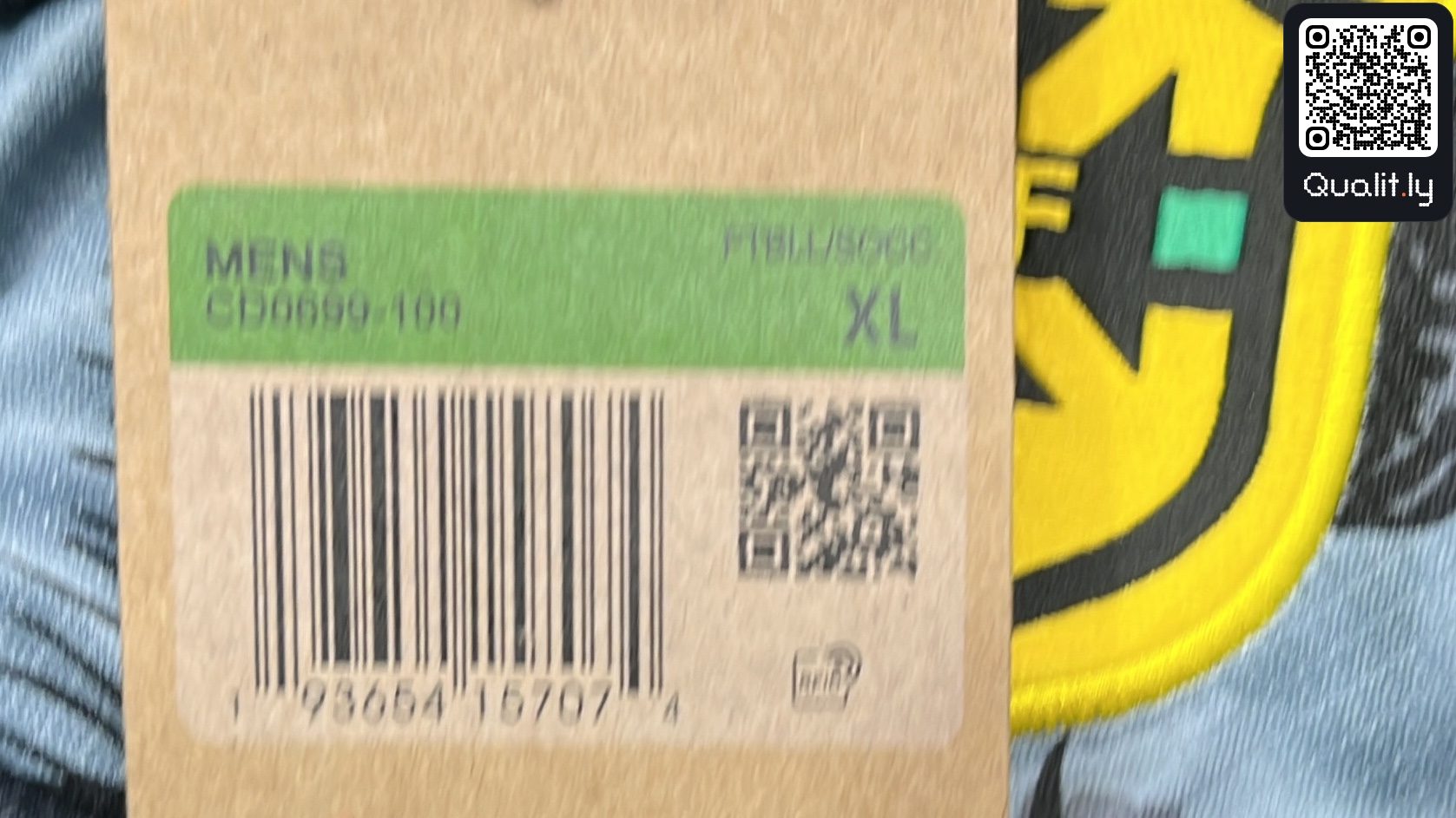 Hemd — QC-Foto 1 von 4